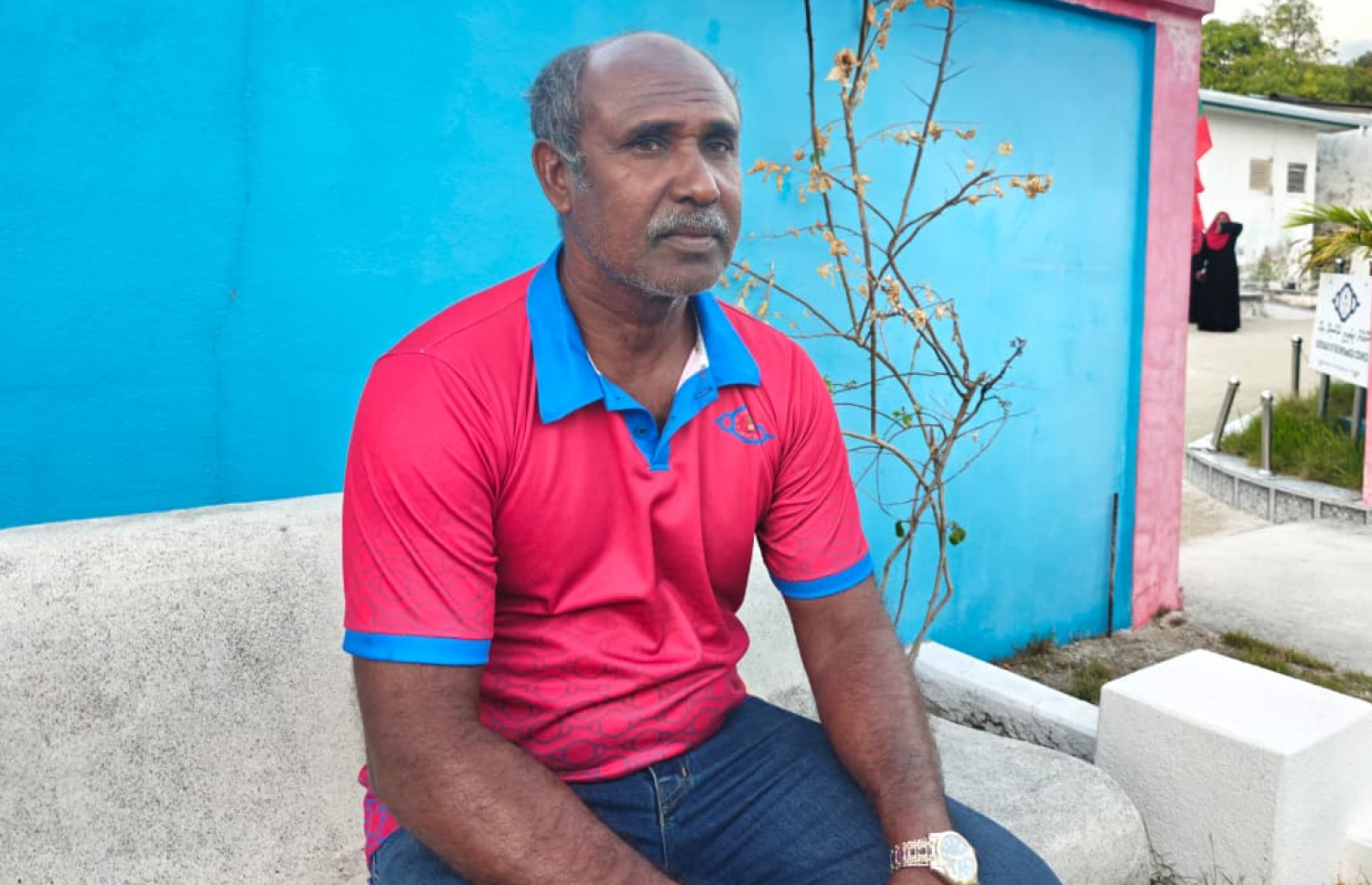 ނޮވެމްބަރު ތިނެއްގެ ހަމަލާގައި ޝަހީދުވި މުހައްމަދު ހަސަންގެ ކޮއްކޮ އަހްމަދު ހަސަން: ބޭބެގެ ކުއްލި ވަކިވުމުގެ ހިތްދަތިކަން އޭނާ އިހްސާސް ކުރޭ