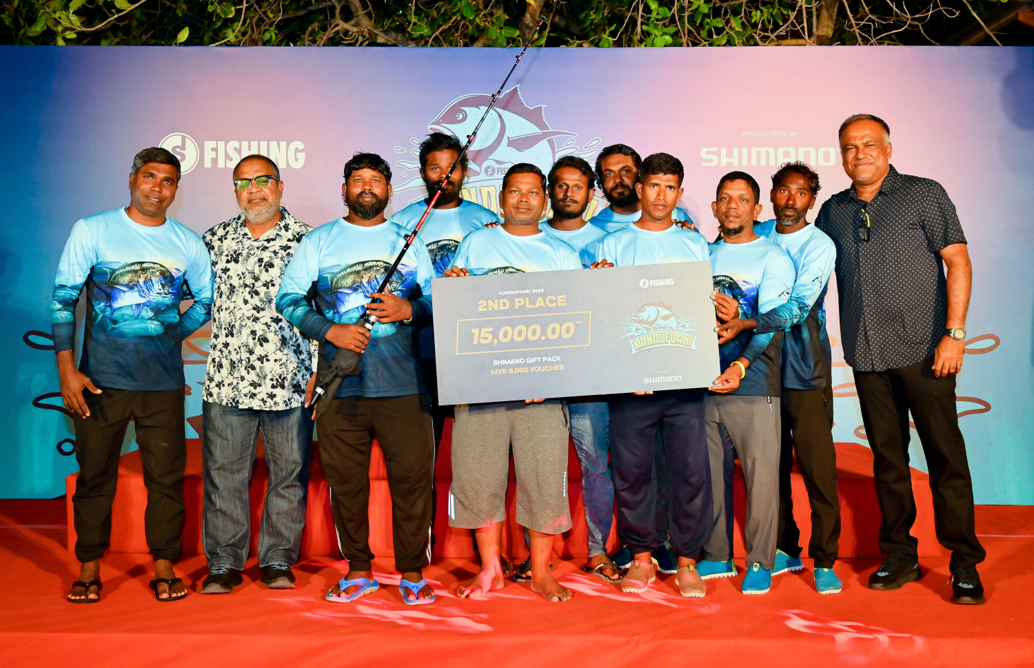 ކަނޑުފޯރީގެ ދެ ވަނަ ހޯދި ޓީމަށް އިނާމު ހަވާލުކުރަނީ: މިއަހަރު 14 ޓީމަކުން ވާދަކުރި. -- ފޮޓޯ: ނިޝާން އަލީ | މިހާރު