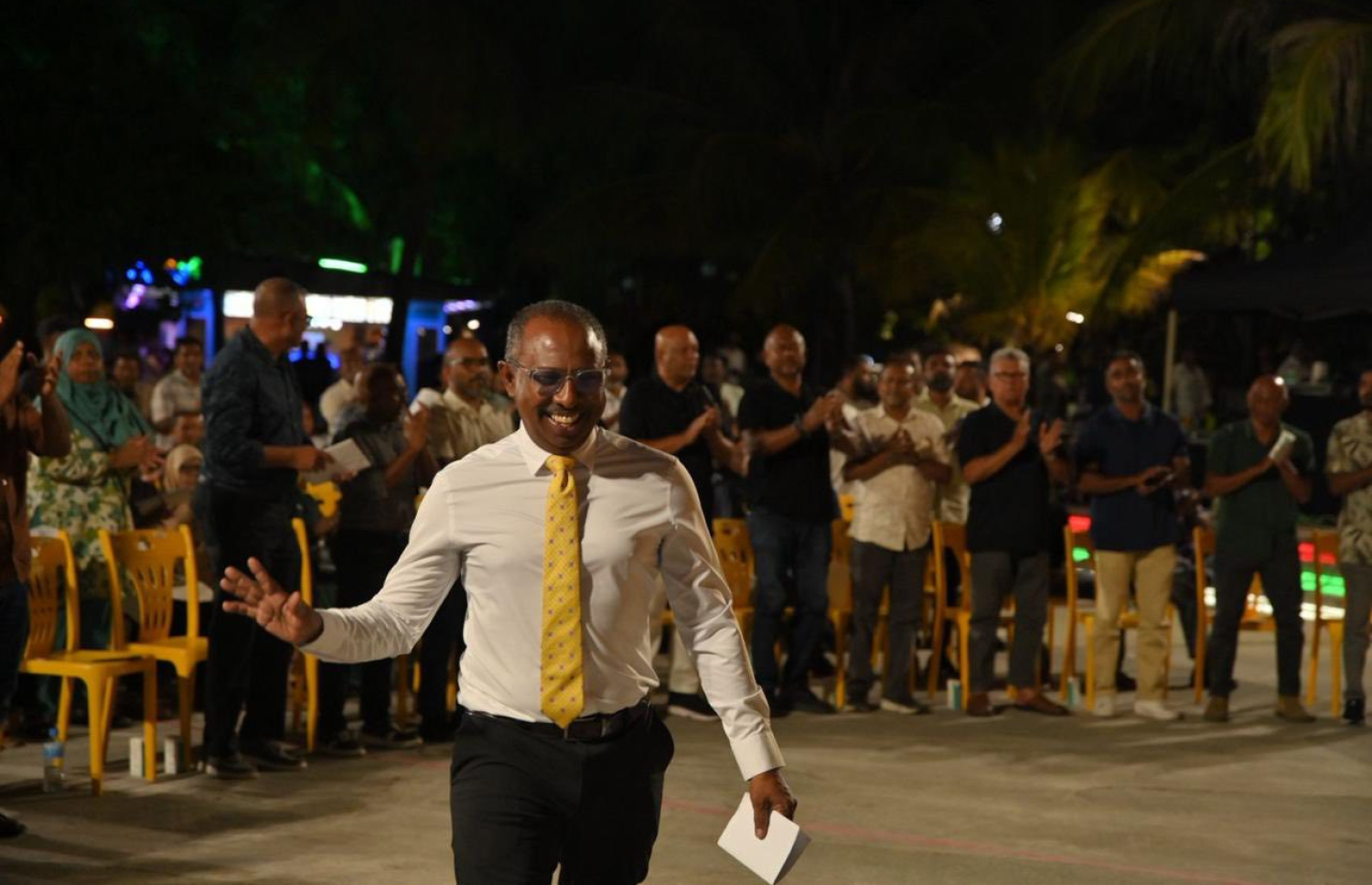 އަލީ އާޒިމް އޭނާގެ ކެމްޕެއިނު ފެށުމުގެ ރަސްމިއްޔާތުގައި: އޭނާ ވިދާޅުވީ މޭޔަރު ގޮނޑި އެ ޕާޓީއަަށް ނަގަން މަސައްކަތްކޮށްދޭނެ ކަމަށް.– ފޮޓޯ/ސޯޝަލް މީޑިއާ