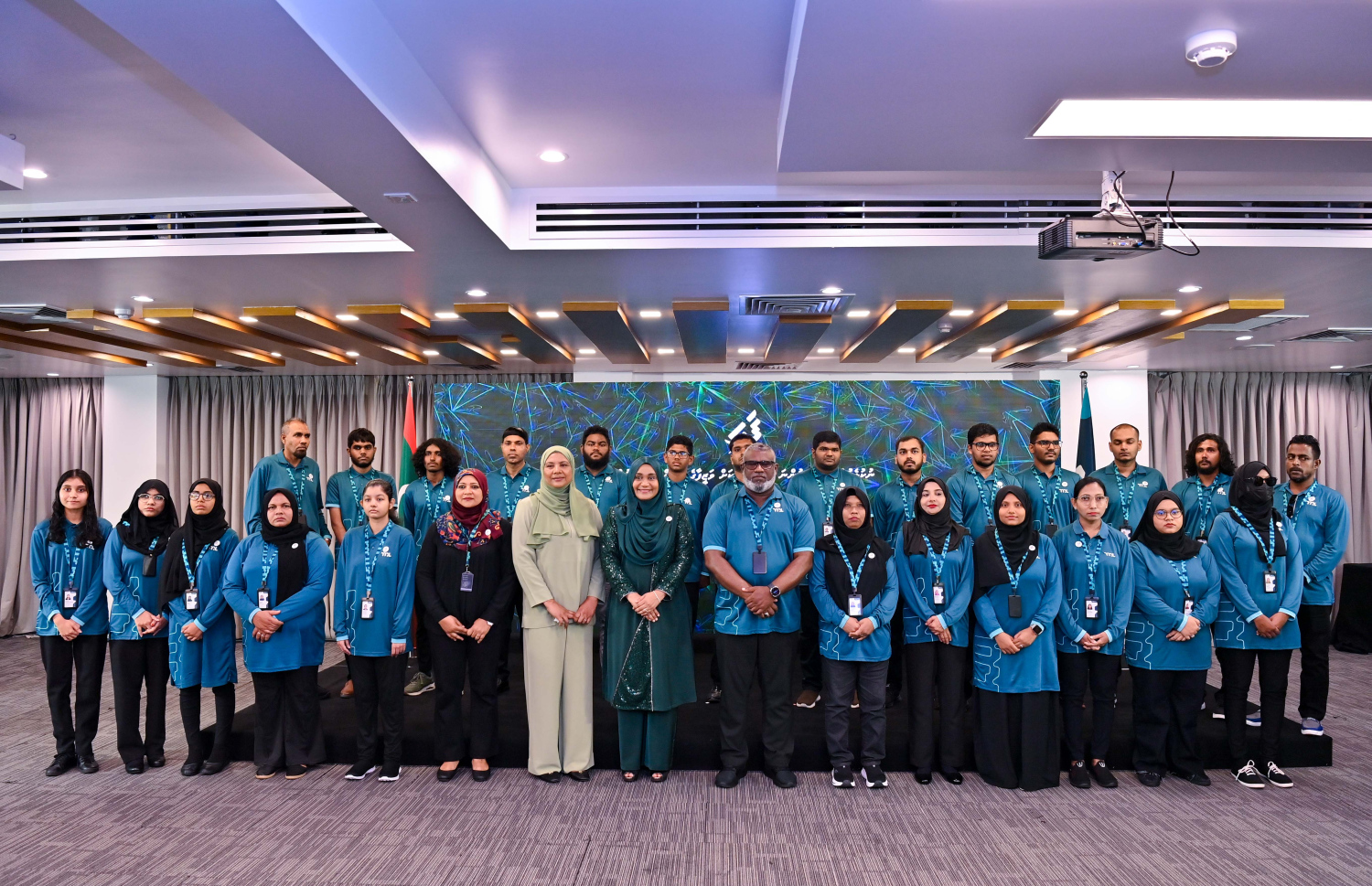 ނުކުޅެދުންތެރިކަން ހުންނަ 40 މީހަކަށް އެމްޕީއެލުން ވަޒީފާ