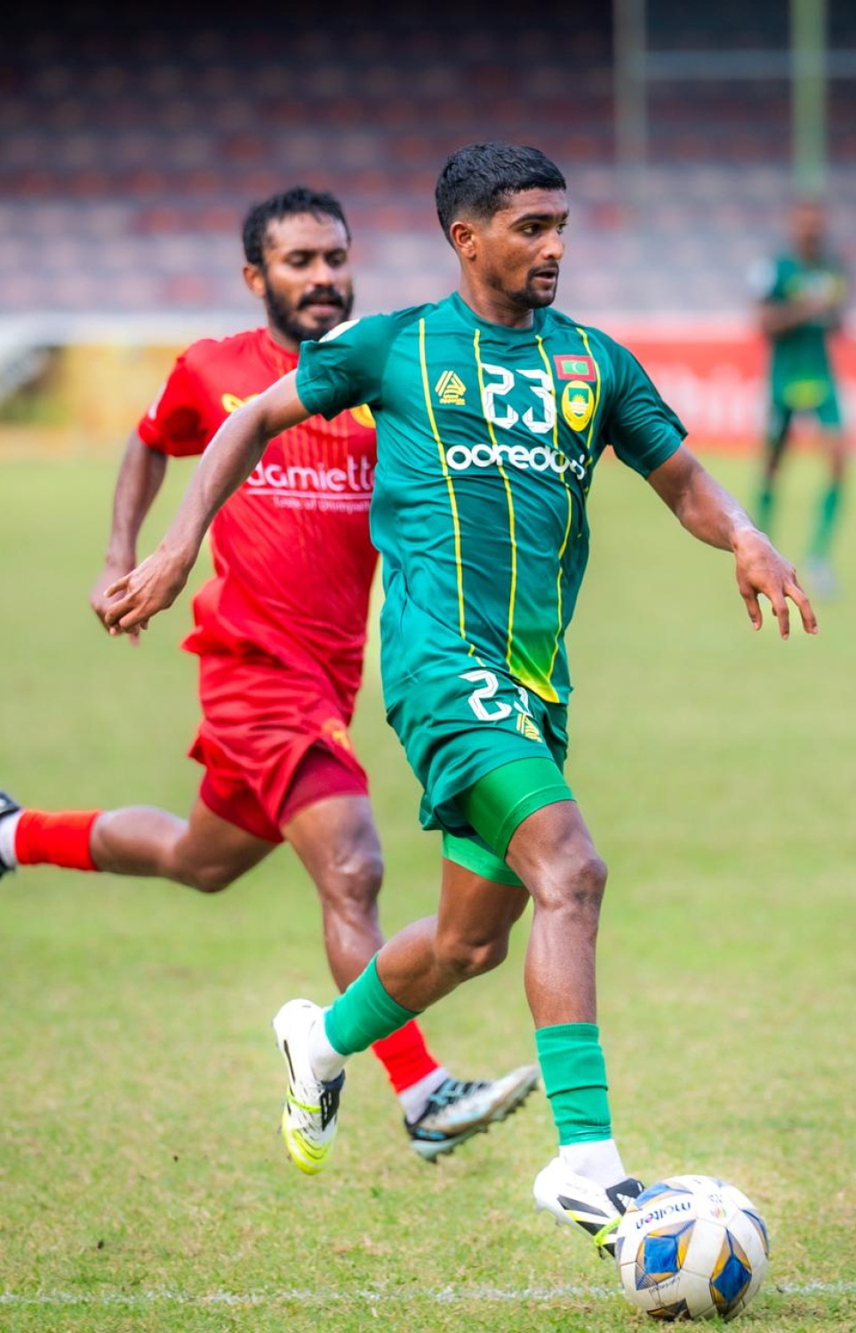 އައިހަމް ބޯޅަ ހިފައިގެން ދާން މަސައްކަތް ކުރަނީ: އޭނާ ވަނީ މާޒިޔާ މޮޅުކޮށްދިނުމުގައި ހިއްސާވެފަ --- ފޮޓޯ: ނިޝާން އަލީ | މިހާރު