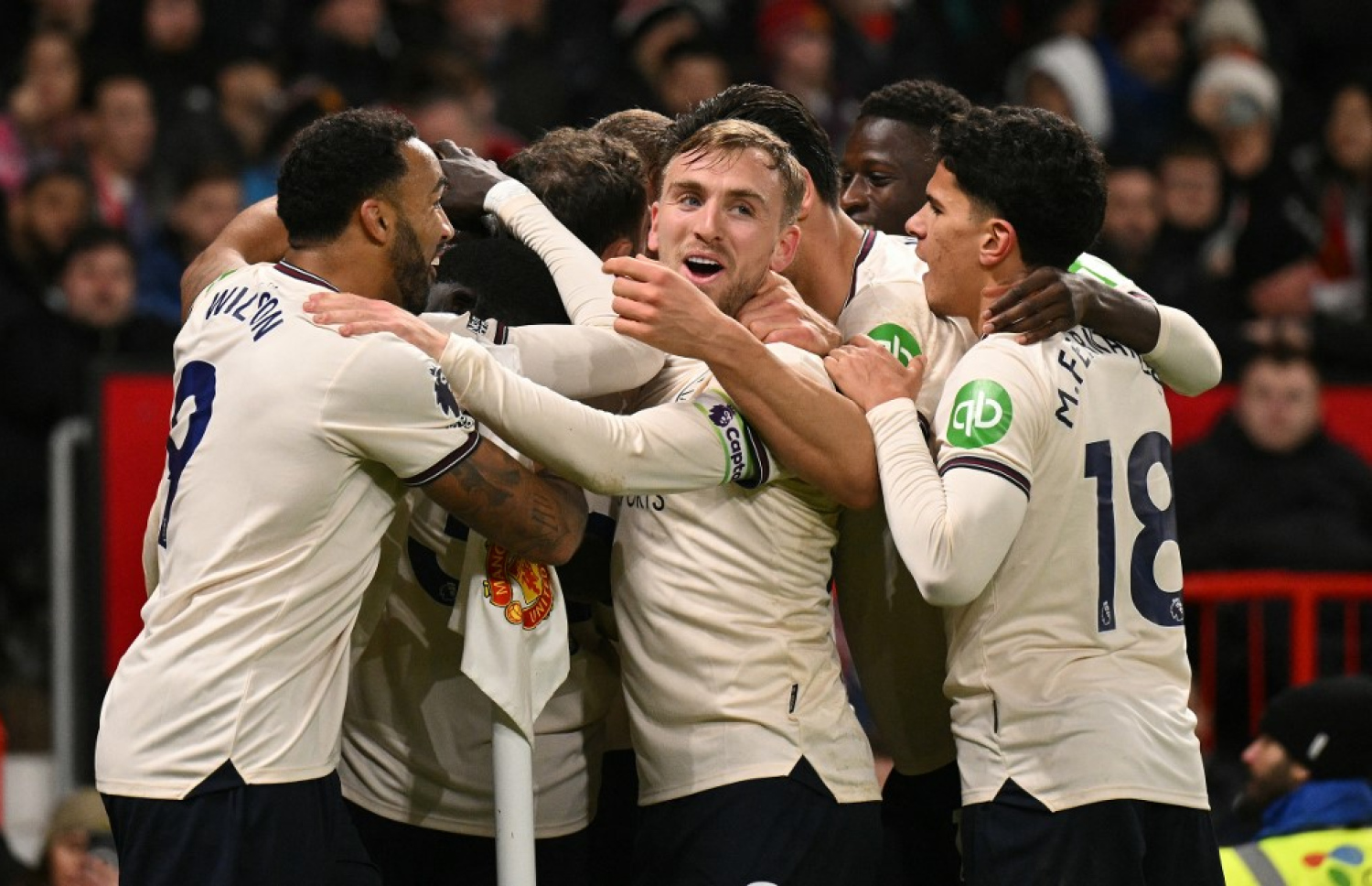 ވެސްޓް ހޭމުން ނަތީޖާ އެއްވަރު ކުރި ގޯލަށް ފަހު އުފާފާލުކުރަނީ. -- ފޮޓޯ: އޭއެފްޕީ