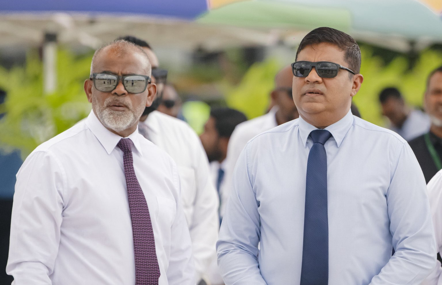 ހުޅުމާލޭގައި ގާއިމުކުރި އާ ޕާކިން ޒޯން ހުޅުވުމުގެ ރަސްމިއްޔާތުގައި މިނިސްޓަރު އަމީން އާއި އެޗްޑީސީގެ އެމްޑީ އަލީ ޒުހައިރު. --ފޮޓޯ: އެޗްޑީސީ