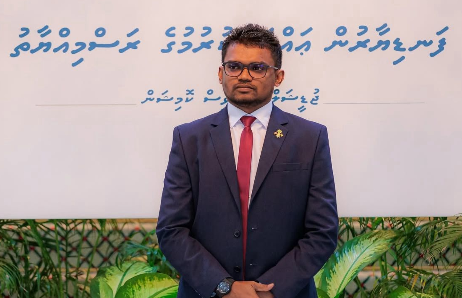 ފަނޑިޔާރު މުހައްމަދު ޝަނީޒް: ޝަރުއީ އުސޫލުން ޖަބާވު ލިބެންޖެހޭ ކަމެއްގައި ޖަވާބު ނުލިބުމަކީ އާއިލާއެއްގެ ތެރޭގައި އެކަމުގެ ސަބަބުން ދާއީމީ ގޮތެއްގައި ފަސާދަ އުފެދި ނުރުހުންތެރިކަން ބޮޑުވެދާނެ ކަމެއް ކަމަށް ވިދާޅުވި