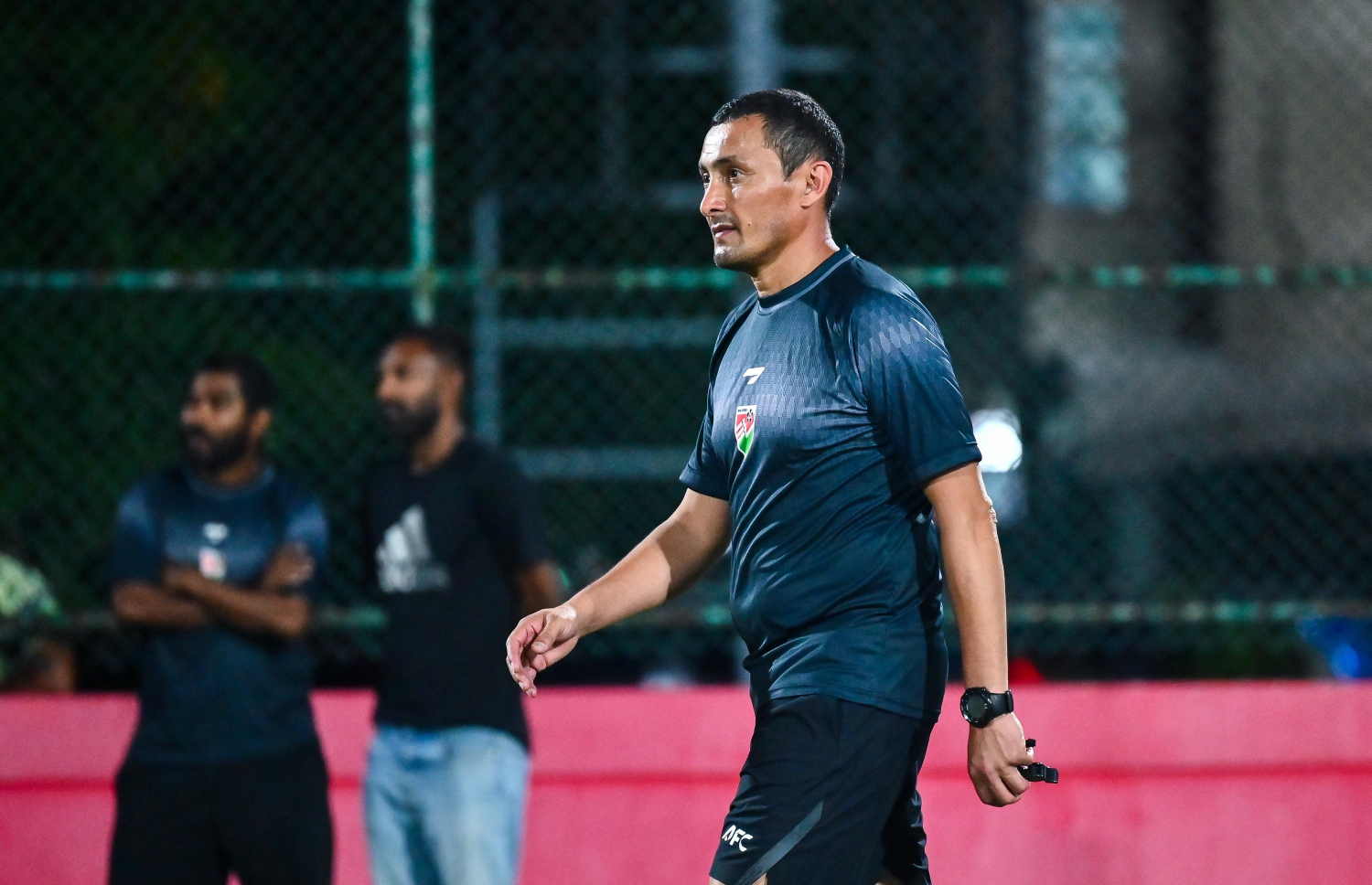 ޒަކިރޯވް: އަންހެން ފުޓްސަލް ޓީމުގެ ކޯޗުންނަށް ވެސް އޭނާ އެހީވާނެ ކަމަށް އެފްއޭއެމުން ބުނޭ  --- ފޮޓޯ: ފަޔާޒު މޫސާ | މިހާރު