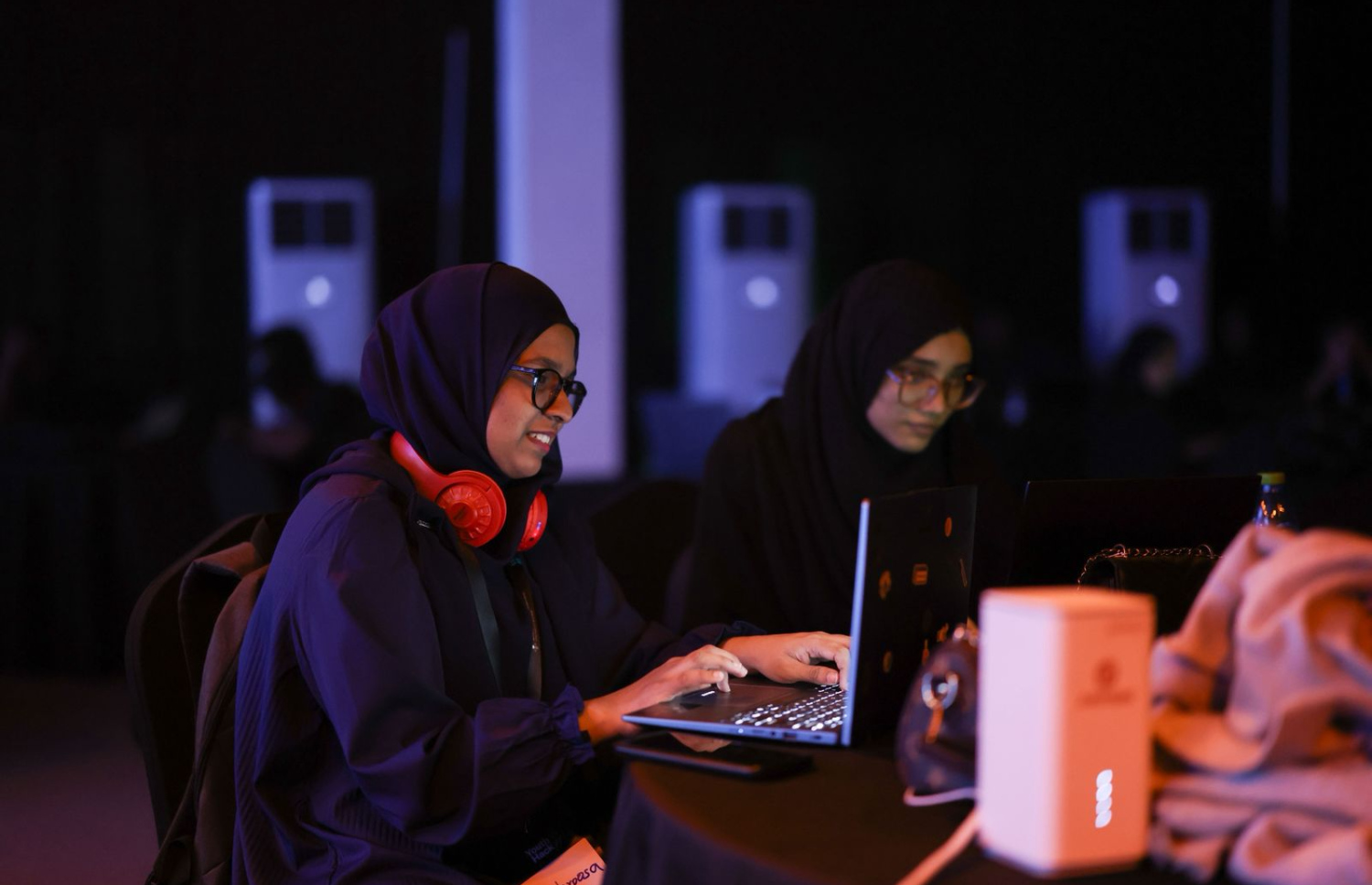 މި އަހަރުގެ ޔޫތު ހެކަތޯންގެ ބައެއް ބައިވެރިން.---ފޮޓޯ: ޔޫތު މިނިސްޓްރީ