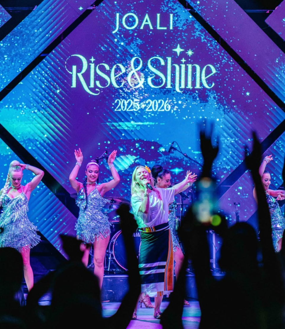 ހާއްސަ ހުށަހެޅުމަކާ އެކު ޒާރާ ލާސަން އާ އަހަރު ފާހަގަކުރީ ރާއްޖޭގައި