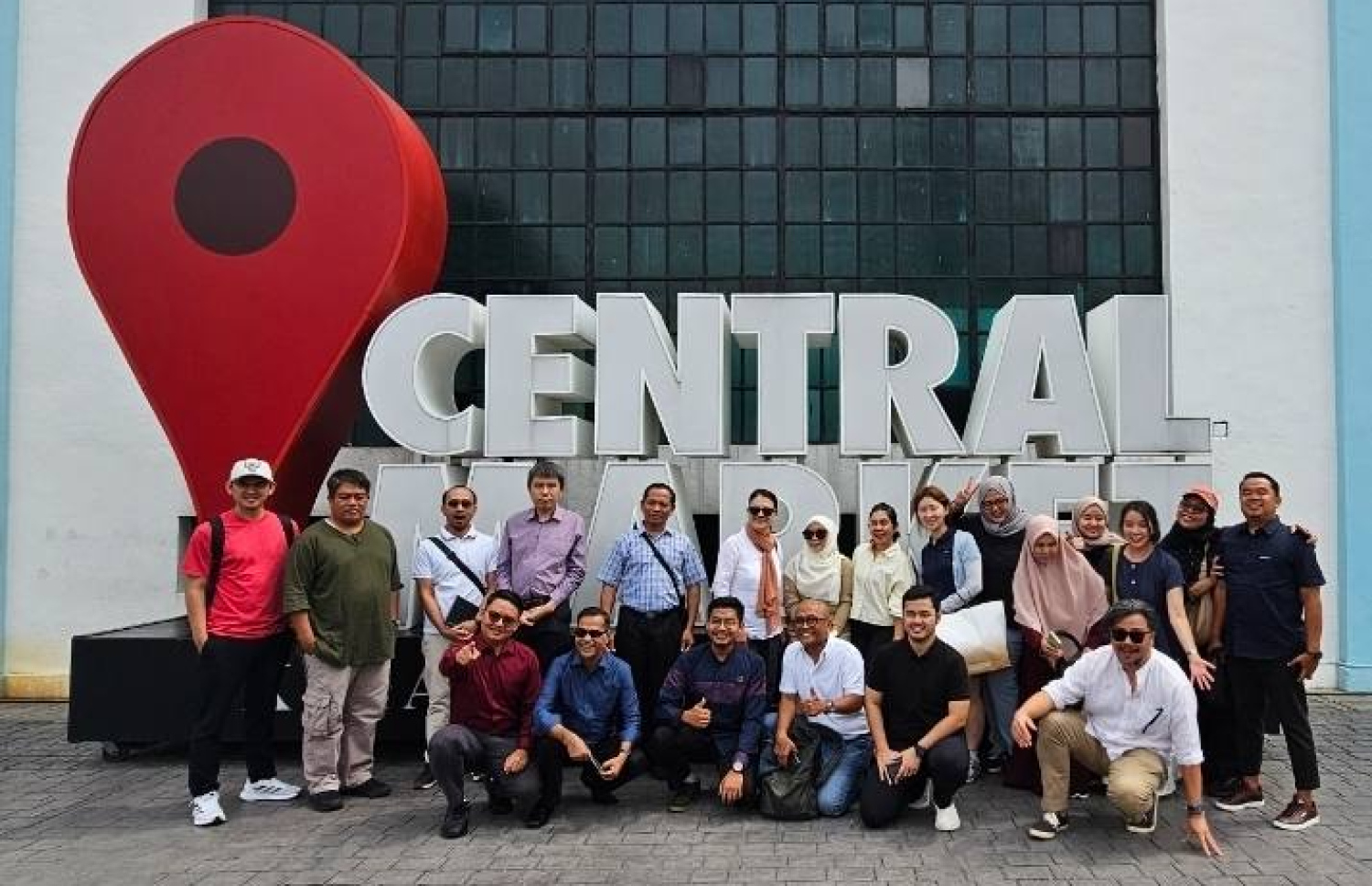 ރާއްޖޭގައި އަންނަ މޭ މަހު ބާއްވަން ނިންމި އޭޝިއާ އިންޓަނޭޝަނަލް މޮޑެލް، ޔުނައިޓެޑް ނޭޝަން ކޮންފަރެންސް (އެމްޔޫއެން) ކޮންފަރެންސް ރާއްޖޭގައި ބޭއްވުމަށް، ބޭއްވި މަޝްވަރާ ބައްދަލުވުންތަކުގައި ސަލީމް ބައިވެރިވަނީ.--