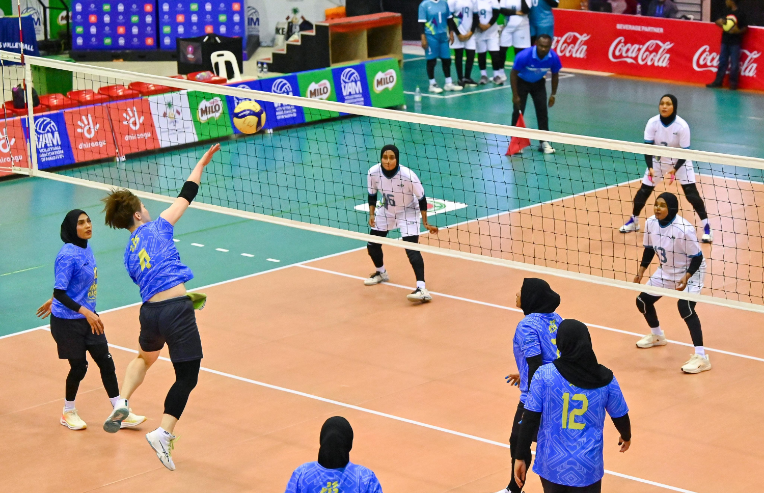 އައްޑު އާއި މާފުށީގެ މެޗުގެ ތެރެއިން --- ފޮޓޯ: ފަޔާޒު މޫސާ | މިހާރު