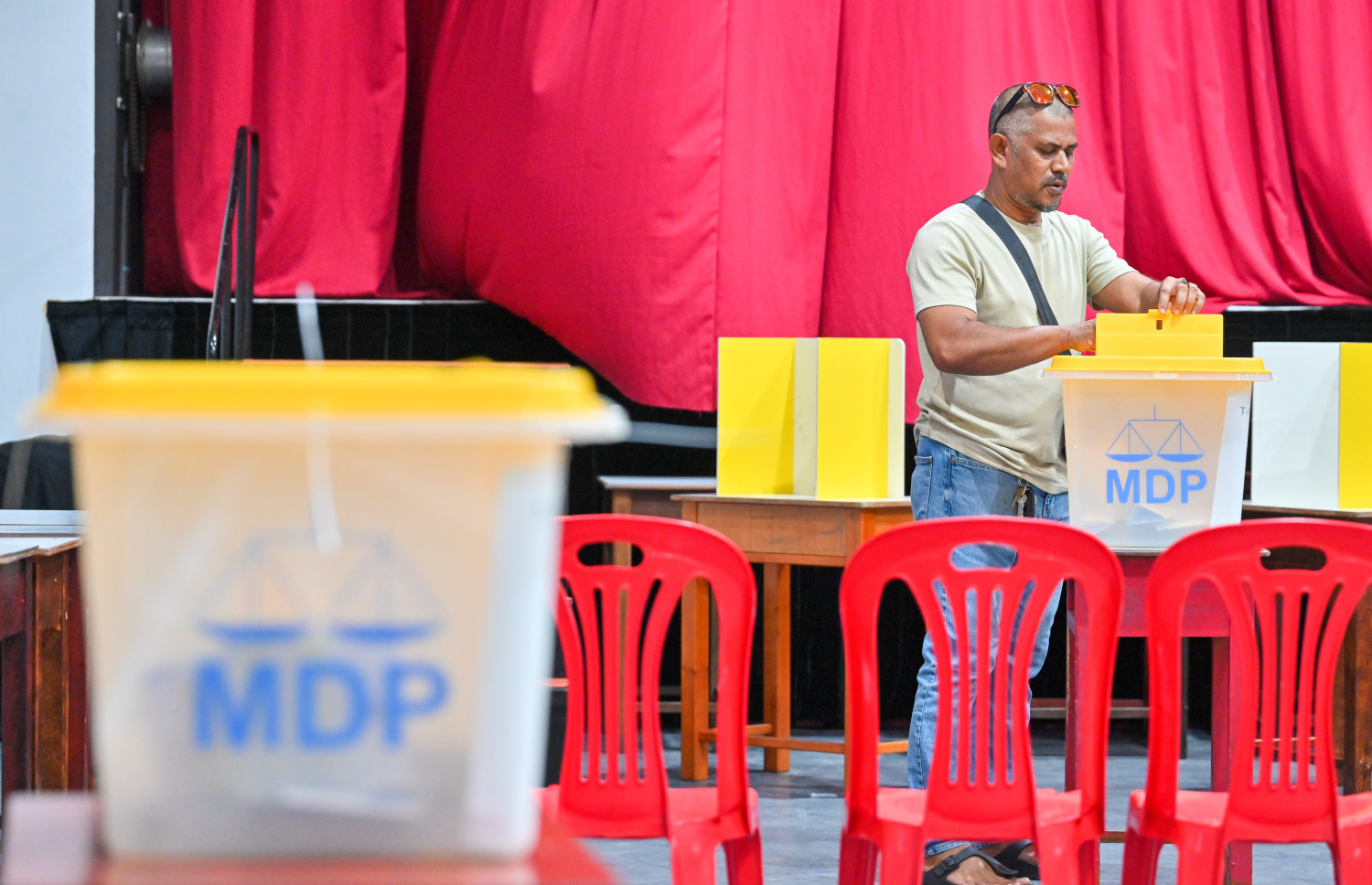 އެމްޑީޕީގެ ޕްރައިމަރީ ވޯޓުލުން