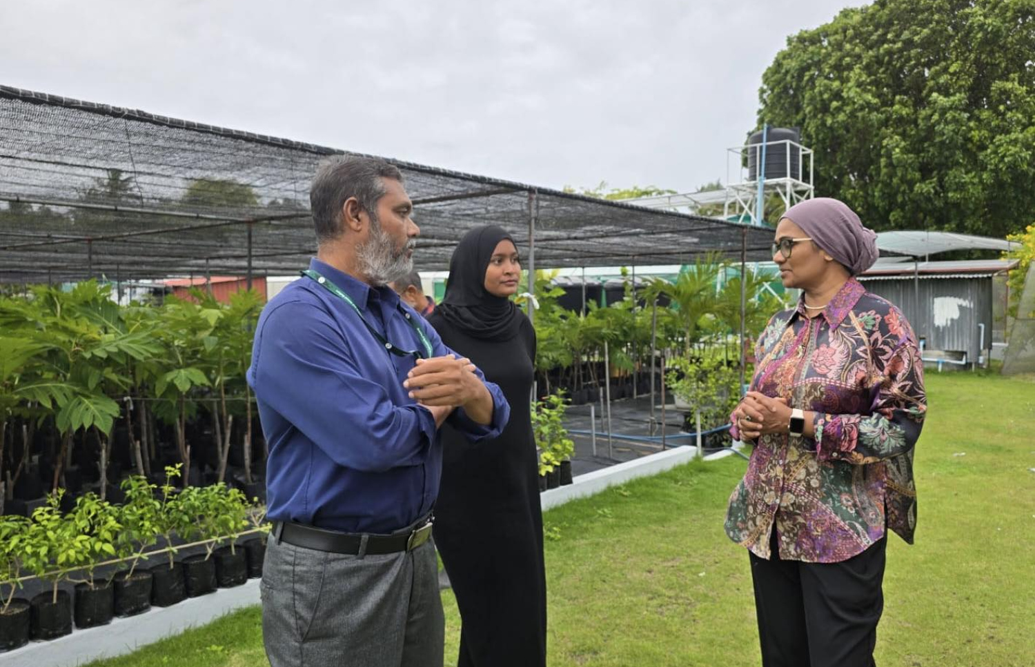 އެގްރިކަލްޗާ މިނިސްޓަރު މަރިޔަމް މާރިއާ ހަނިމާދޫ އެގްރިކަލްޗާ ސެންޓަރަށް ޒިޔާރަތްކުރައްވަނީ.