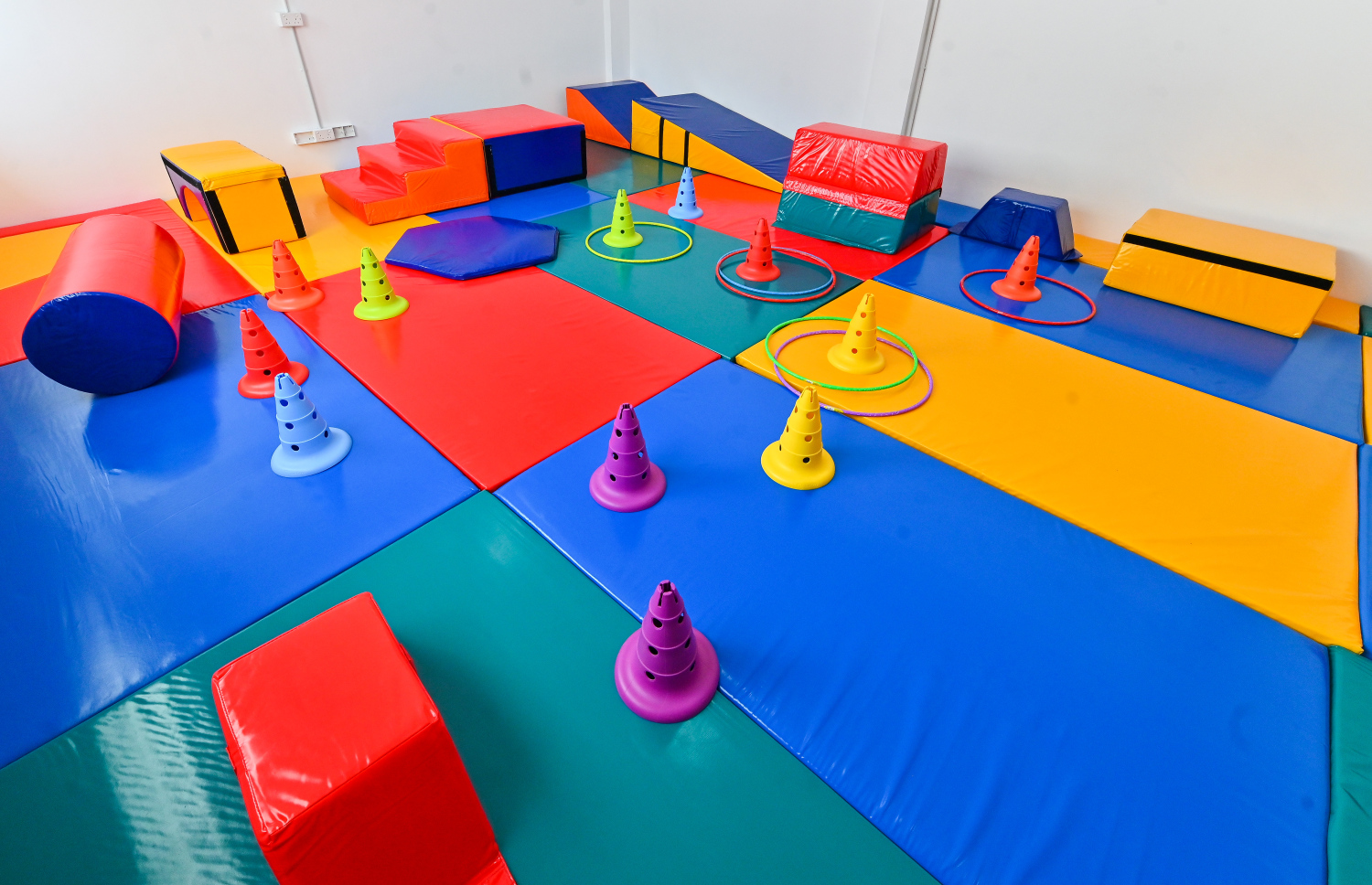 މިއަދު ކިޔަވައިދޭން ފެށި މައިންޑްޗޭމްޕްސް ޕްރީ ސްކޫލުގެ ޖިމް-- ފޮޓޯ: ފަޔާޒް މޫސާ / މިހާރު