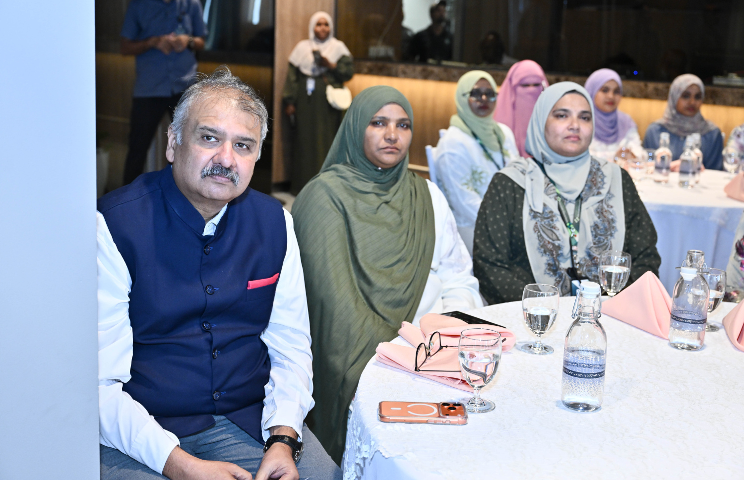 ފާޓިލިޓީ ސެންޓަރުގެ ކާމިޔާބީ ފާހަގަކުރަން ބޭއްވި ރަސްމިއްޔާތުގައި ބައެއް މީހުން ބައިވެރިވަނީ --- ފޮޓޯ/ރައީސް އޮފީސް