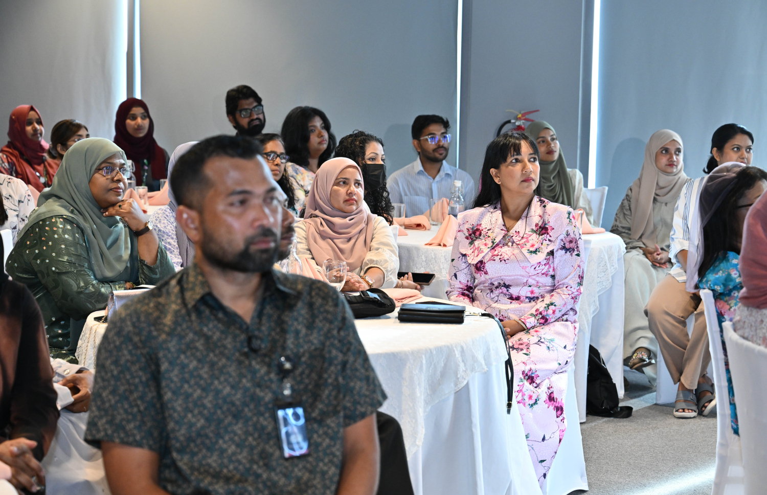 ފާޓިލިޓީ ސެންޓަރުގެ ކާމިޔާބީ ފާހަގަކުރަން ބޭއްވި ރަސްމިއްޔާތުގައި ބައެއް މީހުން ބައިވެރިވަނީ --- ފޮޓޯ/ރައީސް އޮފީސް