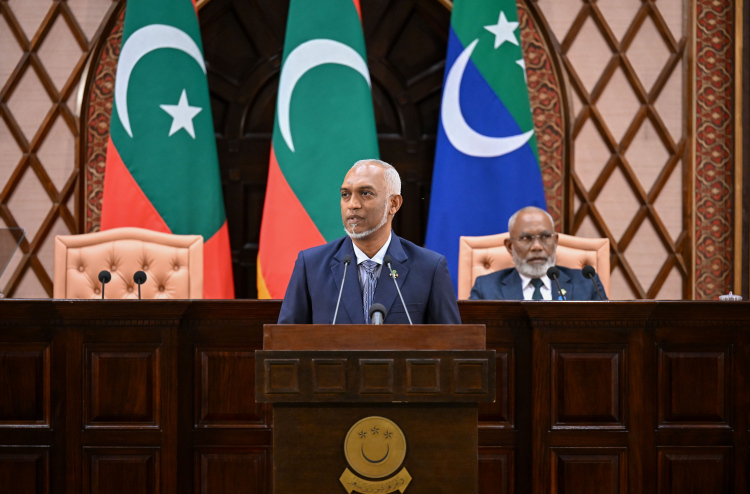 Sukuk dhakkaanee bura bodu nuvaane gothah, refinance hoadhaanee 9 percent ah vure kuda interest gai: Raees