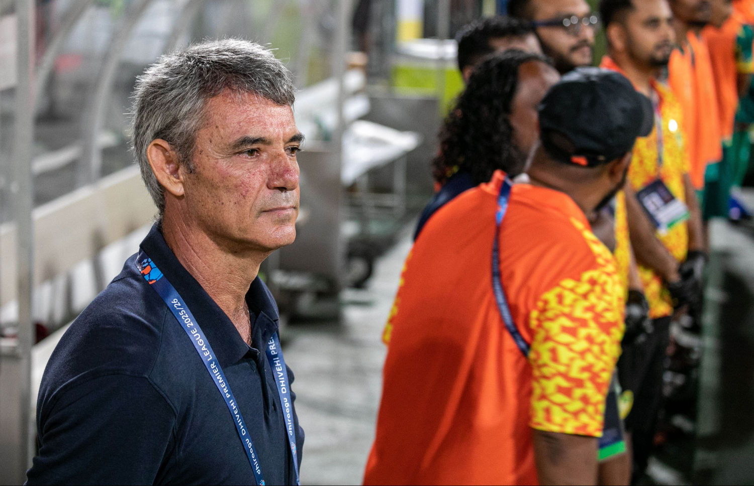 މާޒިޔާގެ ކޯޗު ލުއިސްމާ ހެނާންޑޭޒް: އޭނާ ބުނީ އެހެން ޓީމުތަކުން ފެނުނު ވާދަވެރިކަމަށްޓަކައި އެ ޓީމުތަކަށް ވެސް މަރްހަބާ ކިޔަން ޖެހޭ ކަމަށް --- ފޮޓޯ: މާޒިޔާ