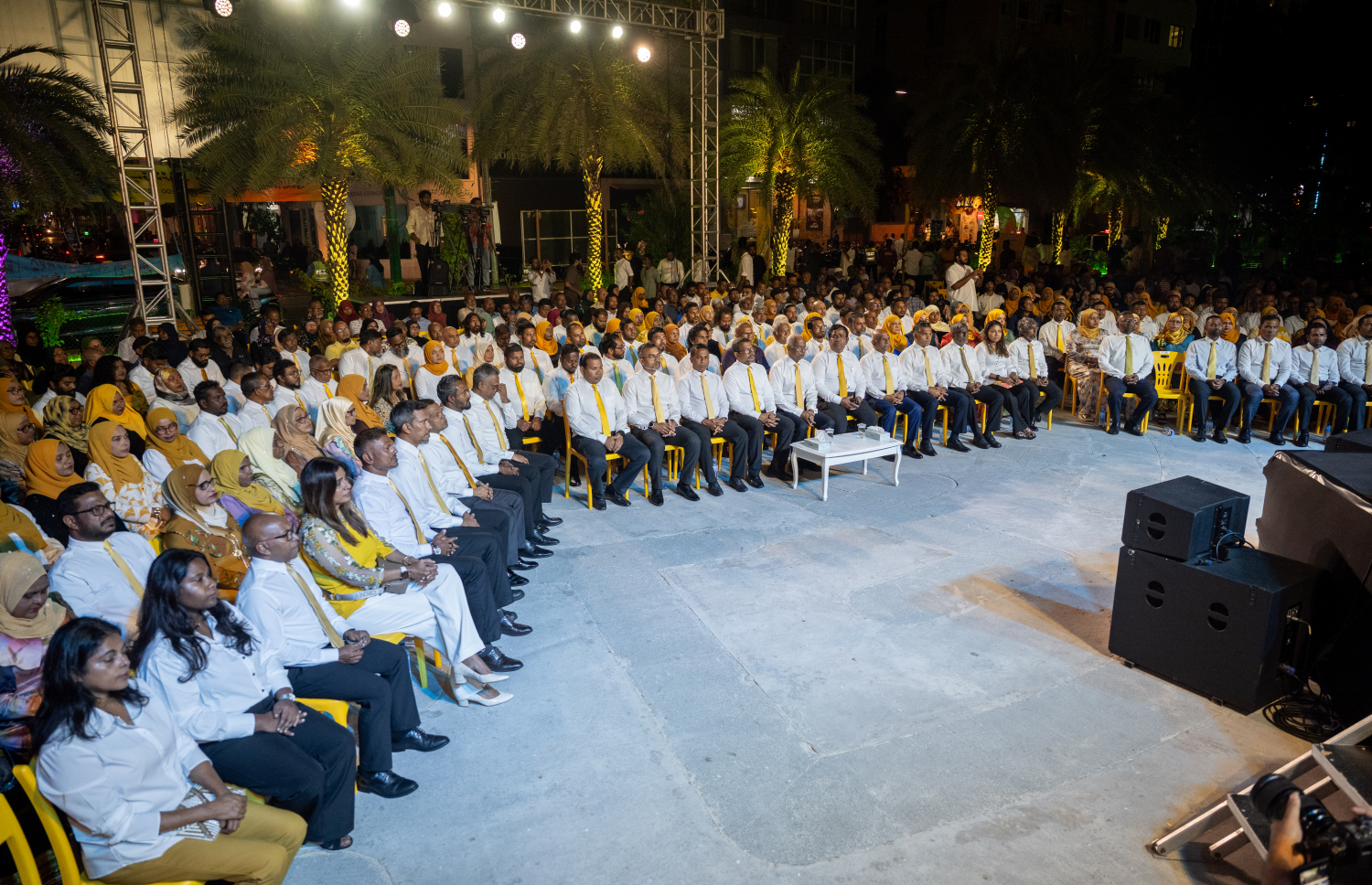 އެމްޑީޕީން ރޭ ބޭއްވި " ހޭވައްލާ ތައްޔާރު" ކެމްޕެއިނު ލޯންޗުކުރުމުގެ ޖަލްސާ.-- ފޮޓޯ: ނިޝާން އަލީ | މިހާރު