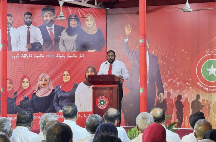 Siyaasee hamajehumah takai ves 2 inthihaabu eh dhuvaheh gai baavvan jehey: Gasim
