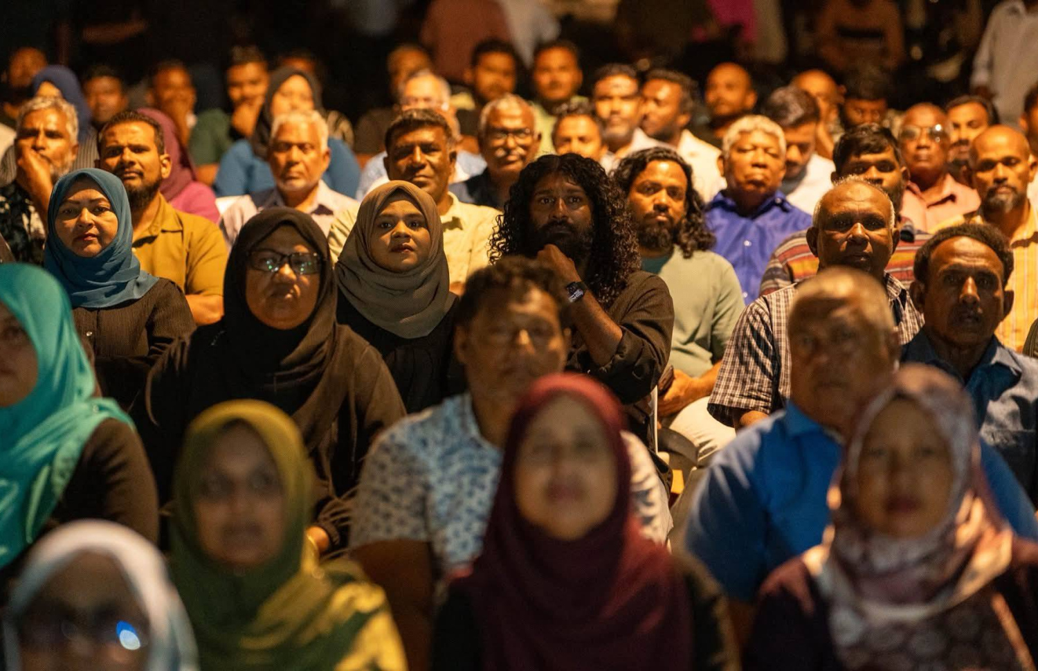 ވިލިނގިލީގައި ރޭ ބޭއްވި ޕީއެންސީގެ ކެމްޕެއިން ޖަލްސާ އަށް ދިޔަ ބައެއް މީހުން