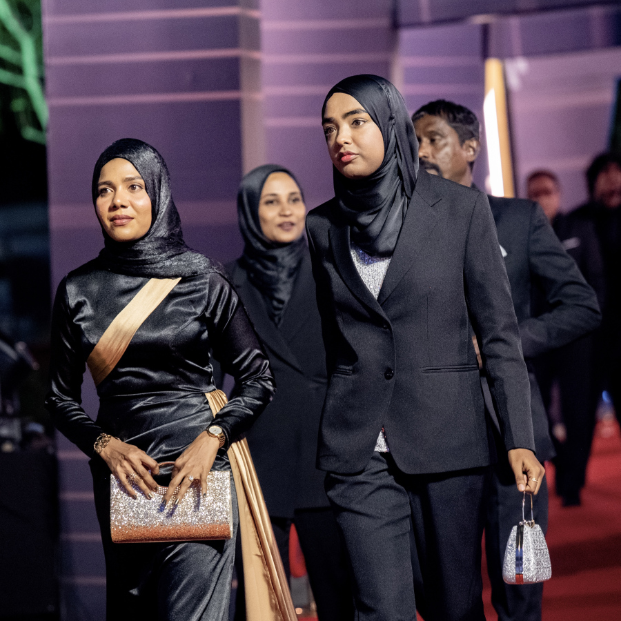 މޯލްޑިވްސް ސްޕޯޓްސް އެވޯޑްސް ހަފުލާގައި އެތުލީޓުން ބައިވެރިވަނީ .-- ފޮޓޯ: ނިޝާން އަލީ | މިހާރު