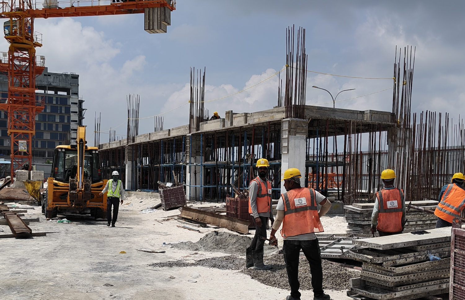 ބްލޫ ލެގޫން އިމާރާތުގެ މަސައްކަތް ކުރިއަށް ގެންދަނީ