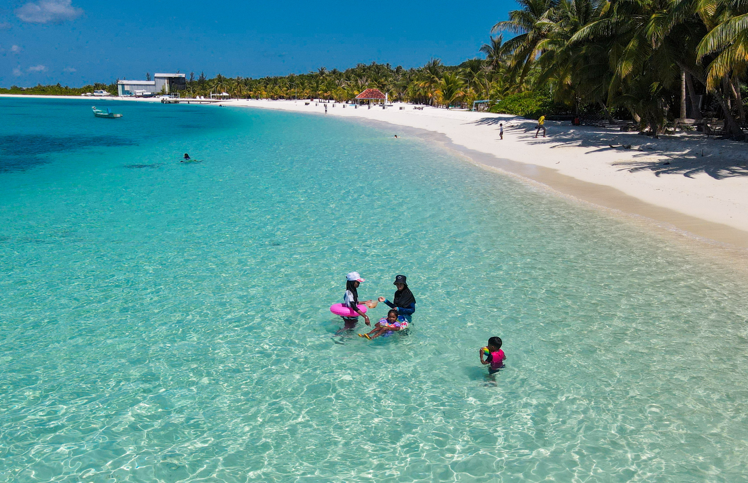 ހދ. ނޮޅިވަރަންފަރު: މި ރަށަކީ ގުދުރަތީ ގޮތުން ރީތި، ބިން ބޮޑު ރަށެއް - ފޮޓޯ: ފަޔާޒު މޫސާ | މިހާރު