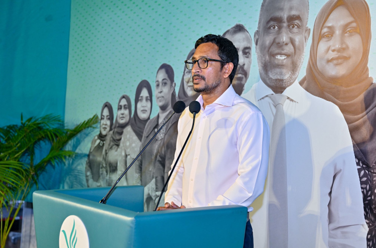 2 inthihaabu ekkollan MDP dhekolhu hadhanee 12 memberun ge musaara univaanethee: Falah