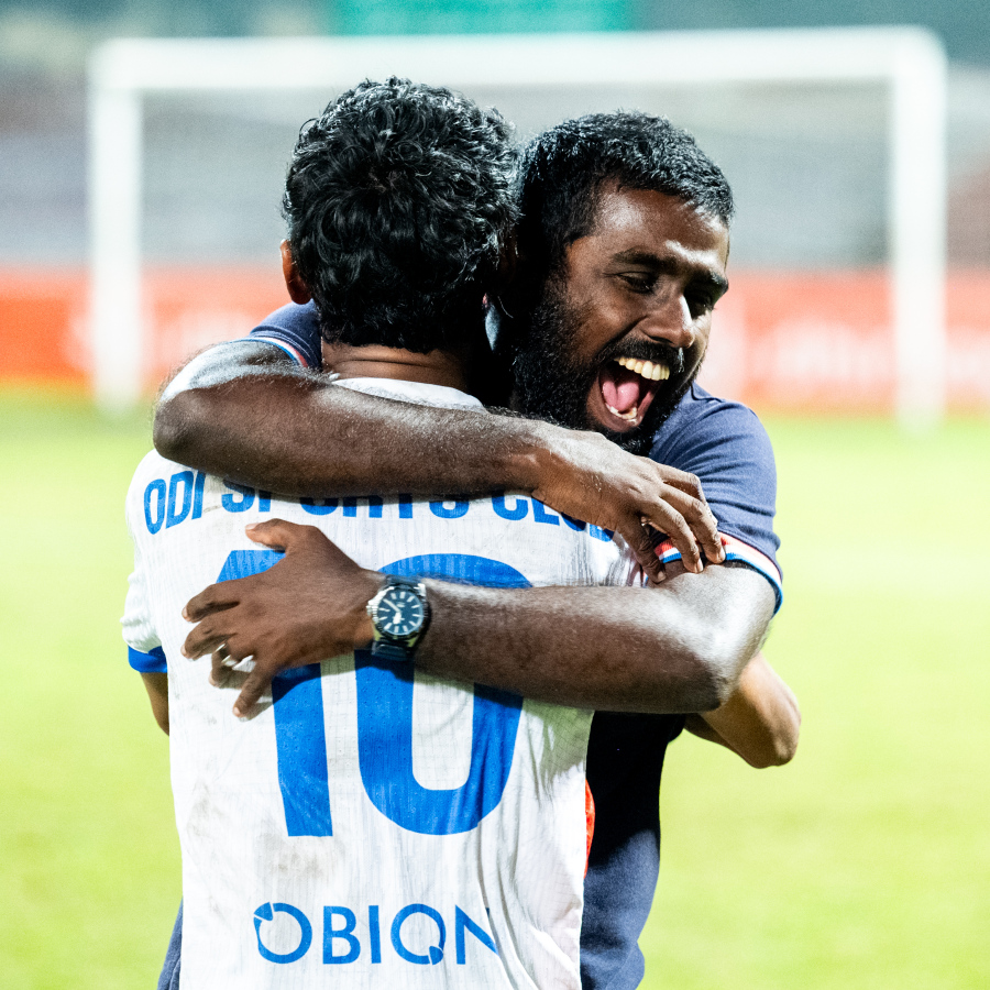 އޮޑި ސްޕޯޓްސް ކްލަބްގެ ކުޅުންތެރިން އުފާފާޅުކުރަނީ .-- ފޮޓޯ: ނިޝާން އަލީ | މިހާރު