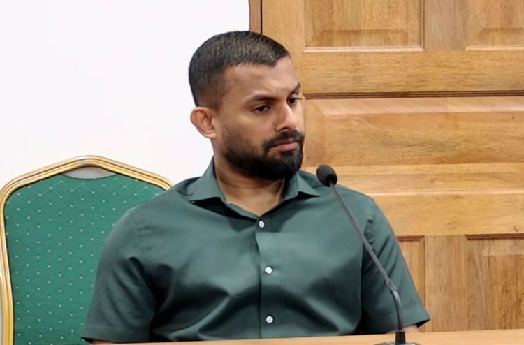 Shamman loan ah dhekkee Bappa dhin faisa kan saabithu kuran Mainbafainnai anbimeeha hekibas dheefi