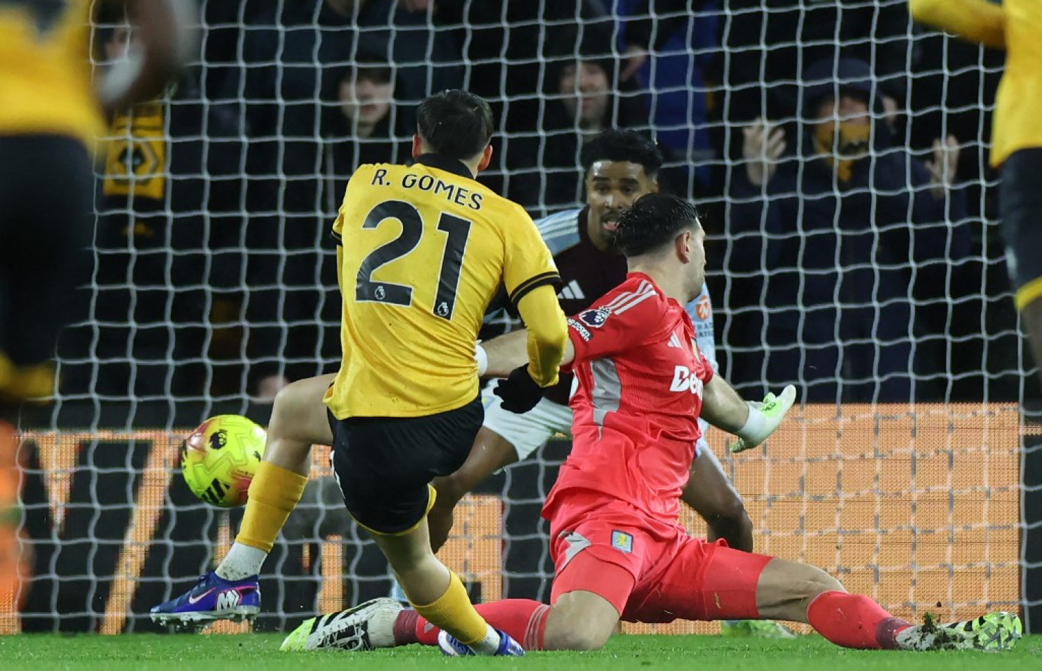 ވުލްވްސްގެ ދެވަނަ ގޯލު ޖަހަނީ.-- ފޮޓޯ: އޭއެފްޕީ