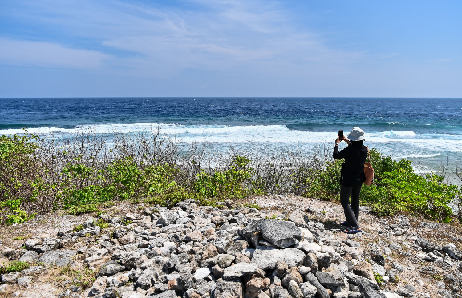 އިސްދޫ މުލި، މިއީ އިހުގެ ދަތުރުވެރިންނަށް މުހިއްމު ޕޮއިންޓެއް.--- ފޮޓޯ: ފަޔާޒު މޫސާ| މިހާރު