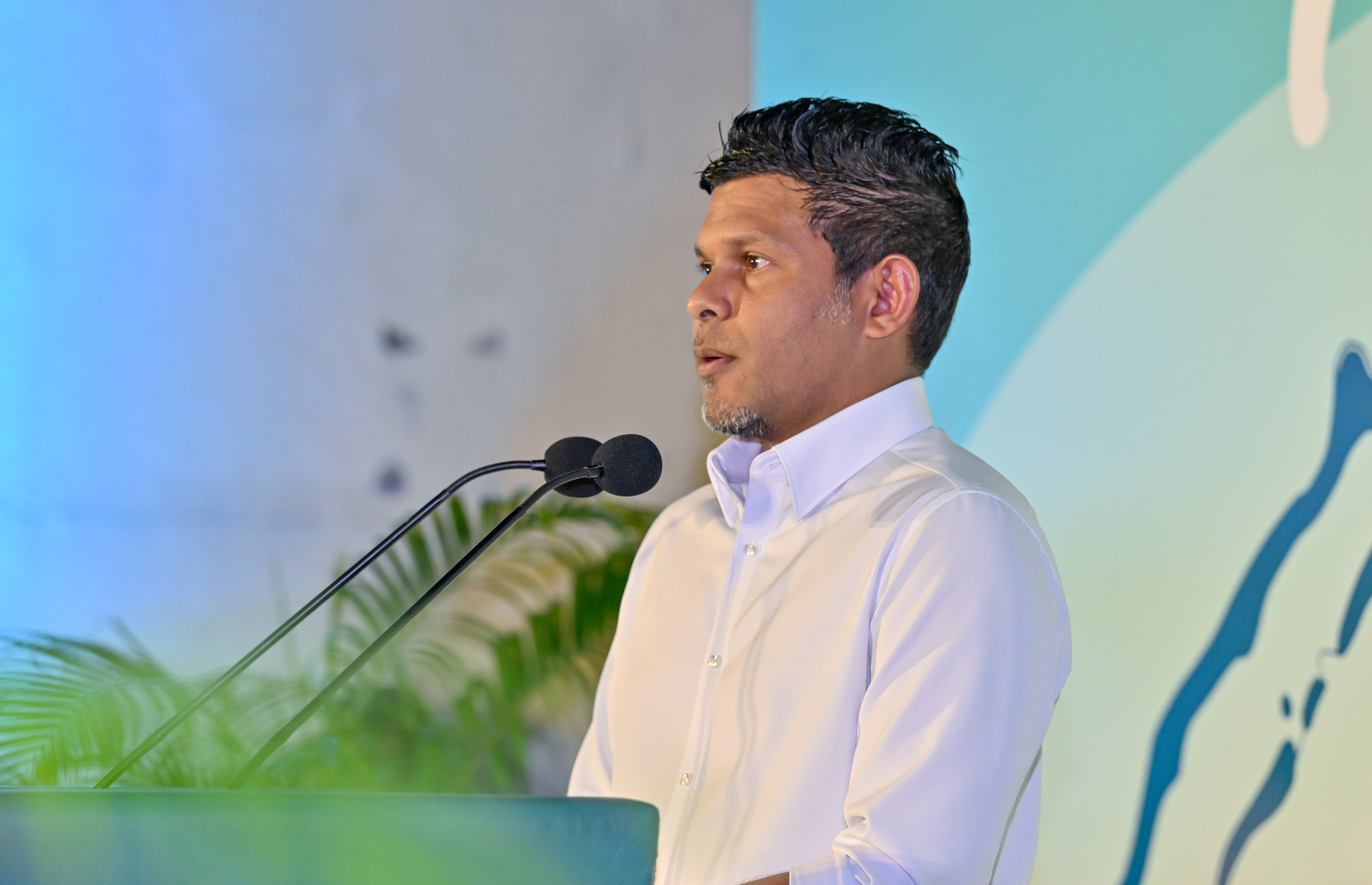 ޕީއެންސީން ރޭ ބޭއްވި ރަސްމިއްޔާތުގައި ނައިބު ރައީސް ހުސައިން ވާހަކަ ދައްކަވަނީ.---ފޮޓޯ: ޕީއެންސީ