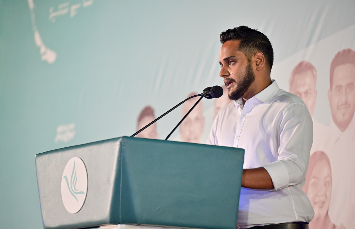 "ދަ ގްރޭޓާ އައްޑޫ" ތަސައްވުރު އިފްތިތާހުކުރުމަށް އާޓިފިޝަލް ބީޗުގައި ބޭއްވި ރަސްމިއްޔާތު .-- ފޮޓޯ: މިހާރު