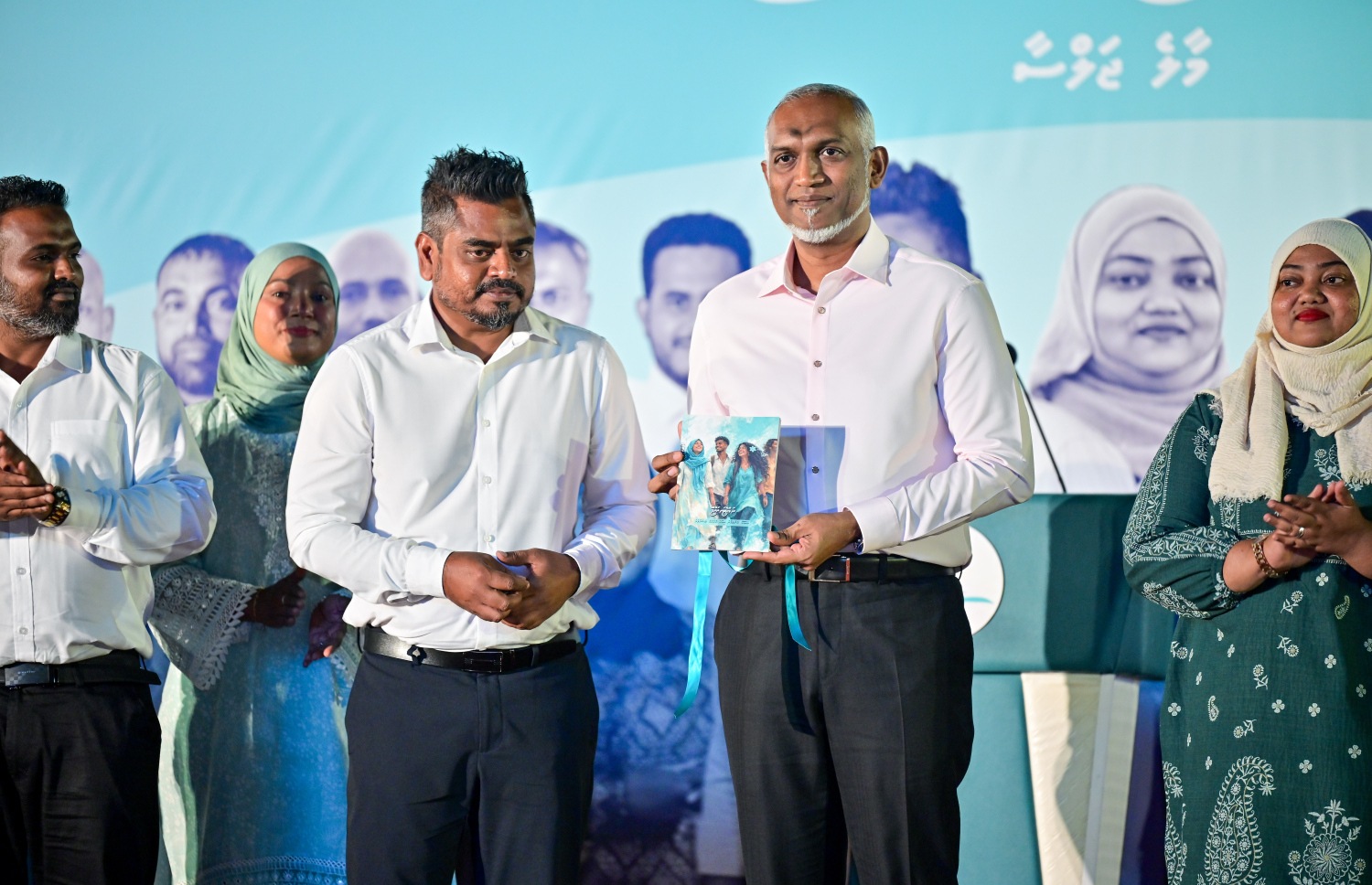 "ދަ ގްރޭޓާ އައްޑޫ" ތަސައްވުރު ރައީސް ޑރ. މުހައްމަދު މުއިއްޒު އިފްތިތާހުކޮށްދެއްވަނީ.-- ފޮޓޯ: މިހާރު