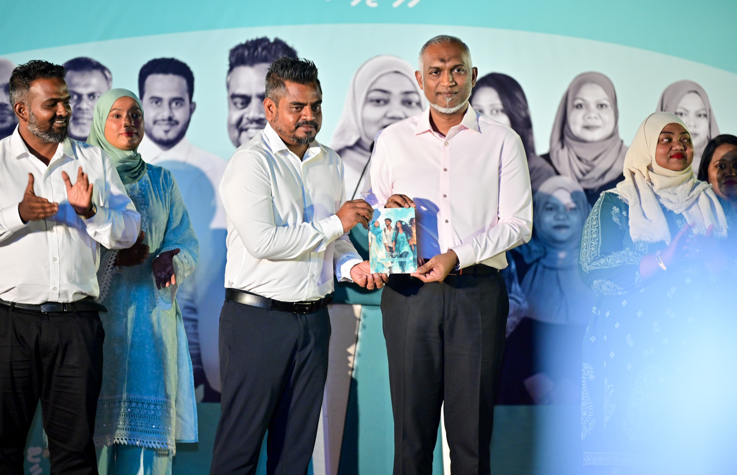 "ދަ ގްރޭޓާ އައްޑޫ" ތަސައްވުރު ރައީސް ޑރ. މުހައްމަދު މުއިއްޒު އިފްތިތާހުކޮށްދެއްވަނީ.-- ފޮޓޯ: މިހާރު