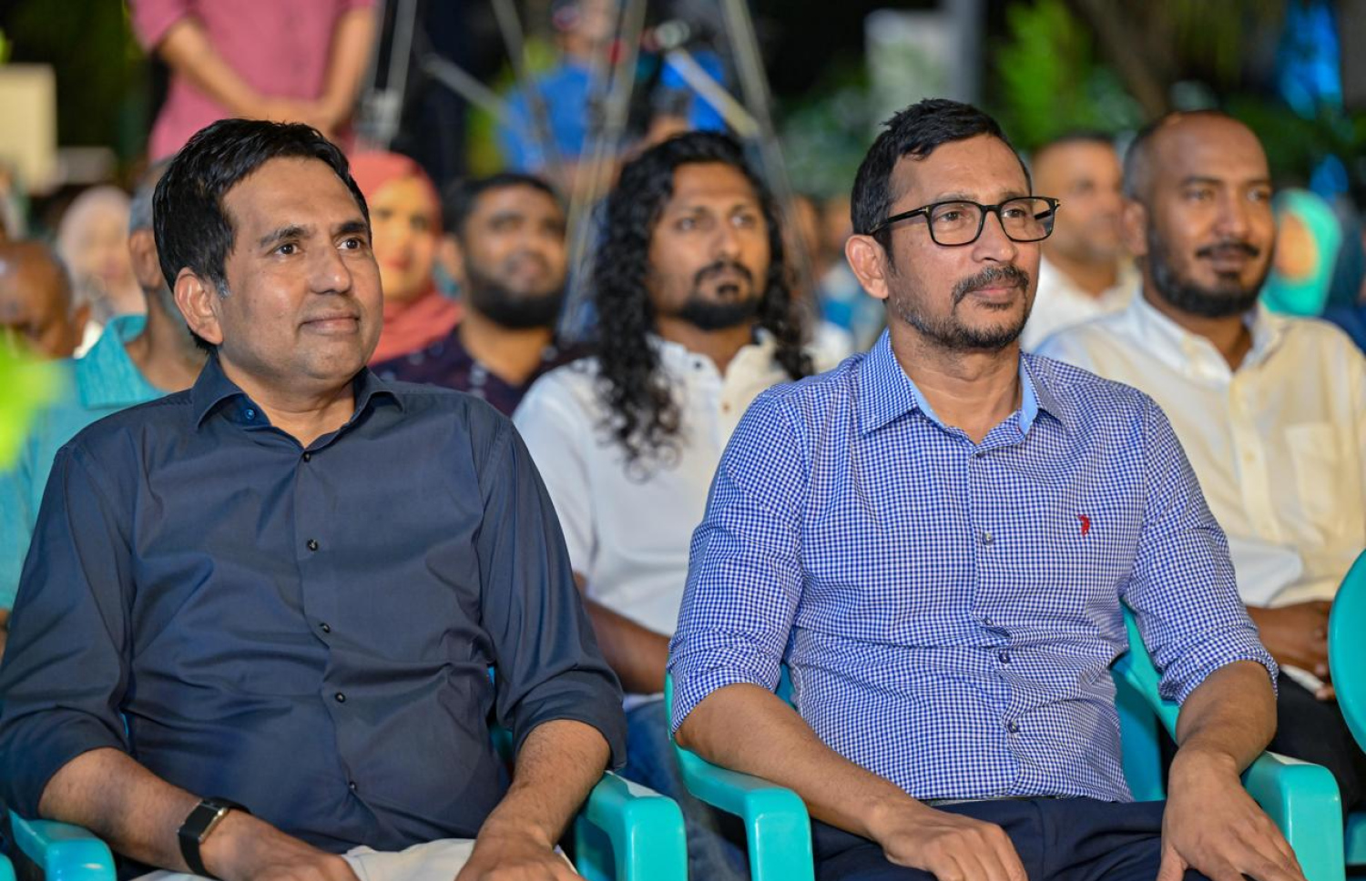 ޕީއެންސީން ރޭ ބޭއްވި ކެމްޕެއިން ބައްދަލުވުމުގައި ލޯކަލް އިންތިހާބުގެ ކެމްޕެއިންގައި އެ ޕާޓީގެ މެނޭޖަރު ފަލާކު (ކ) އާއި މިނިސްޓަރު ސައީދު.