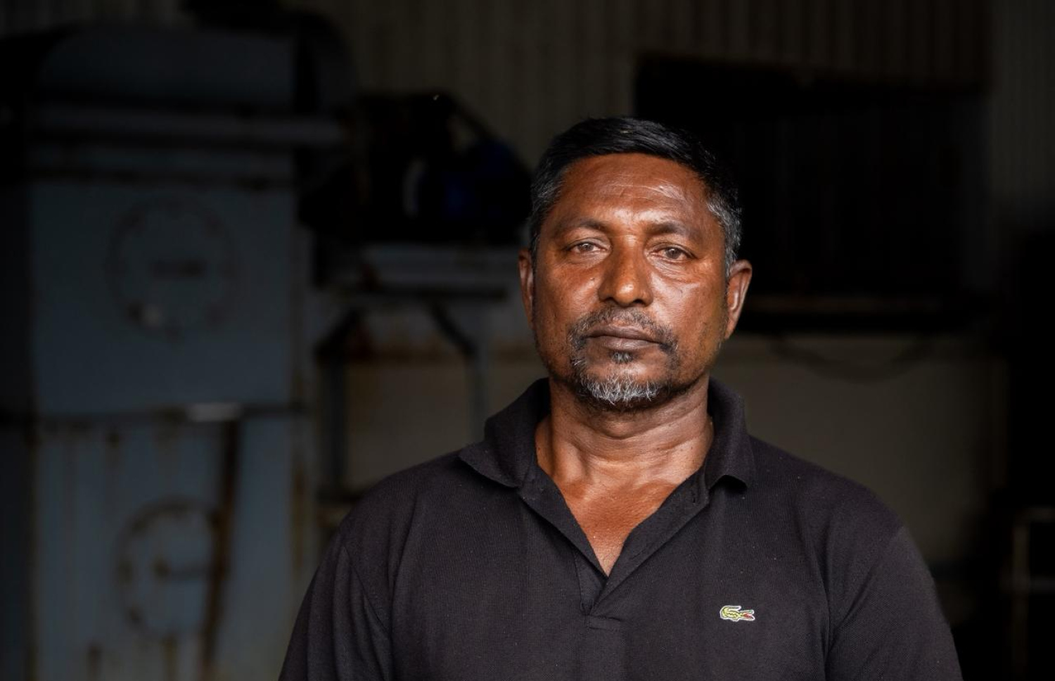 ޣަނީ ފޮޓޯއަކަށް ތައްޔާރުވެގެން: އުމުރުން 16 އަހަރުގައި ފެލިވަރާ ގުޅުނު ގޮތަށް 55 އަހަރު ފަހަނައަޅައި ދިޔައިރު ވެސް ޣަނީގެ ހުރިހާ ވެސް ތަނަކީ ފެލިވަރު.---ފޮޓޯ: ނިޝާން އަލީ| މިހާރު