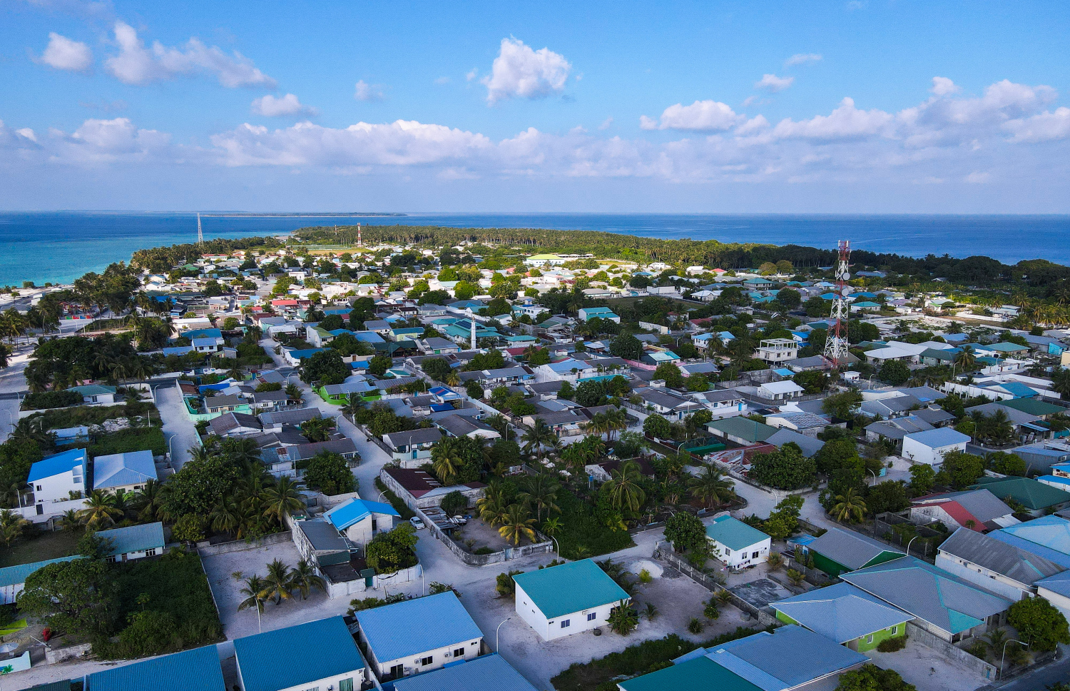 ހަނިމާދޫ: މި ރަށުގައި 8 ގެސްޓްހައުސް ހިންގަމުންދޭ-- ފޮޓޯ: ފަޔާޒު މޫސާ | މިހާރު