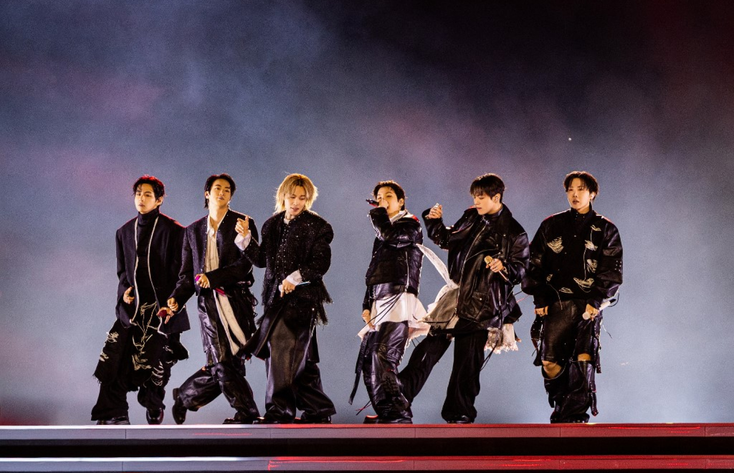 ބީޓީއެސްގެ އެނބުރި އައުން: 18.4 މިލިއަން މީހުން ބެލި