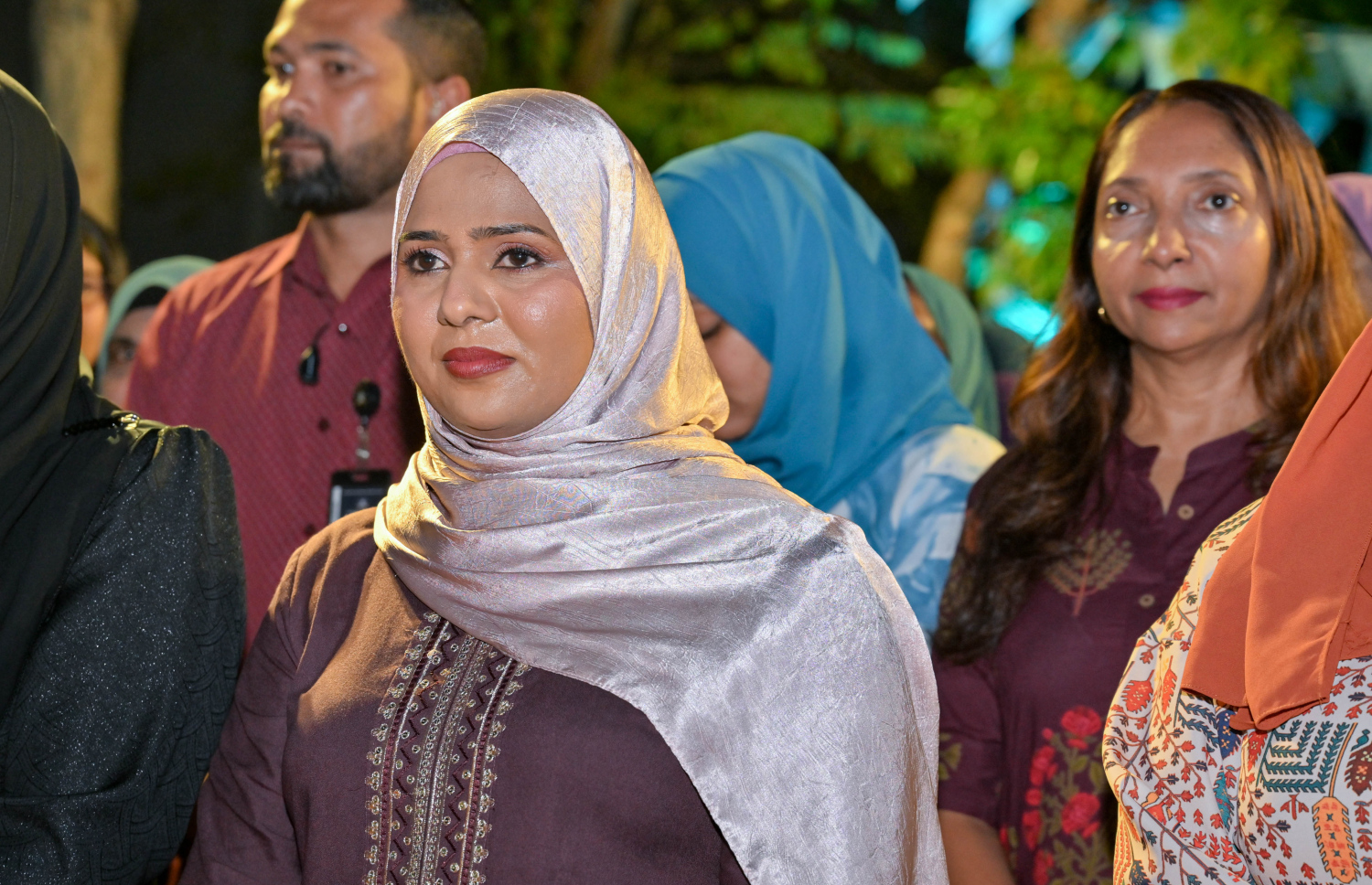 ރޭގެ ހަފުލާގައި އަލައިކާ ބައިވެރިވެވަޑައިގަންނަވަނީ.---ފޮޓޯ: ޕީއެންސީ