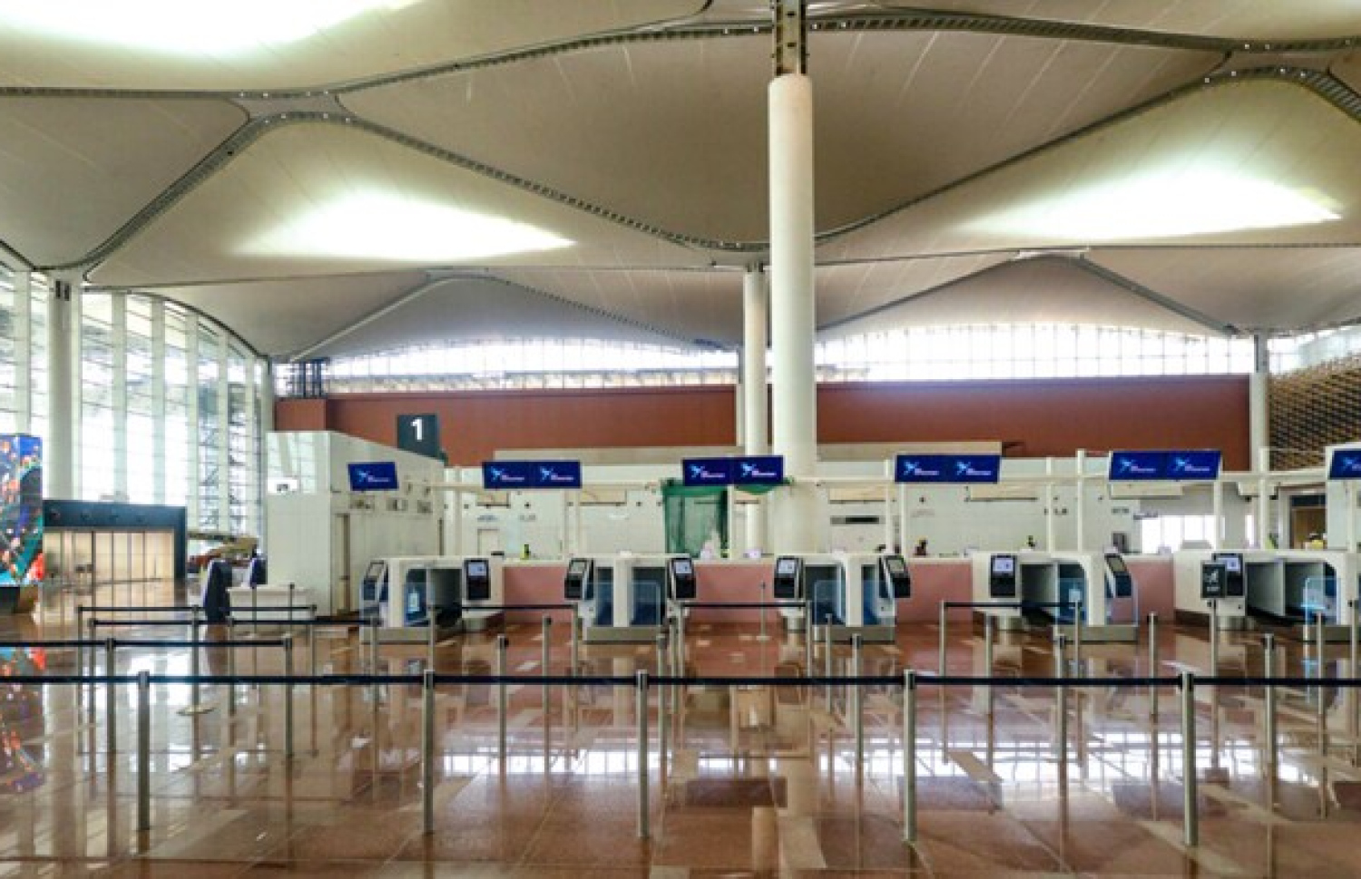 އިންޑިއާގެ ވެރިރަށް ނިއު ދިއްލީގައި ހުޅުވި އިންޓަނޭޝަނަލް ދެ ވަނަ އެއާޕޯޓް ކަމަށްވާ ނޮއިޑާ އިންޓަނޭޝަނަލް އެއާޕޯޓް. -- ފޮޓޯ: ޕީޓީއައި