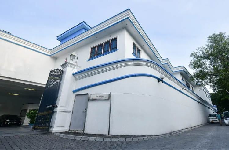 Kashimiyaruge masverikan huttuvan husha helhi massala HC in mifaharu ves nubeli