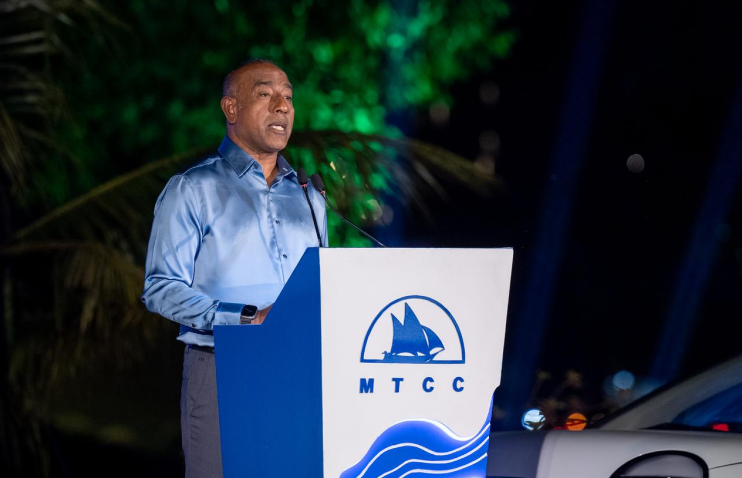 މާލެ ޓެކްސީ ލައިންގެ ހިދުމަތް ފަށަން މިރޭ ބޭއްވި ރަސްމިއްޔާތުގައި އެމްޓީސީސީގެ ސީއީއޯ ސައުދީ ވާހަކަދައްކަވަނީ---ފޮޓޯ: ނިޝާން އަލީ| މިހާރު