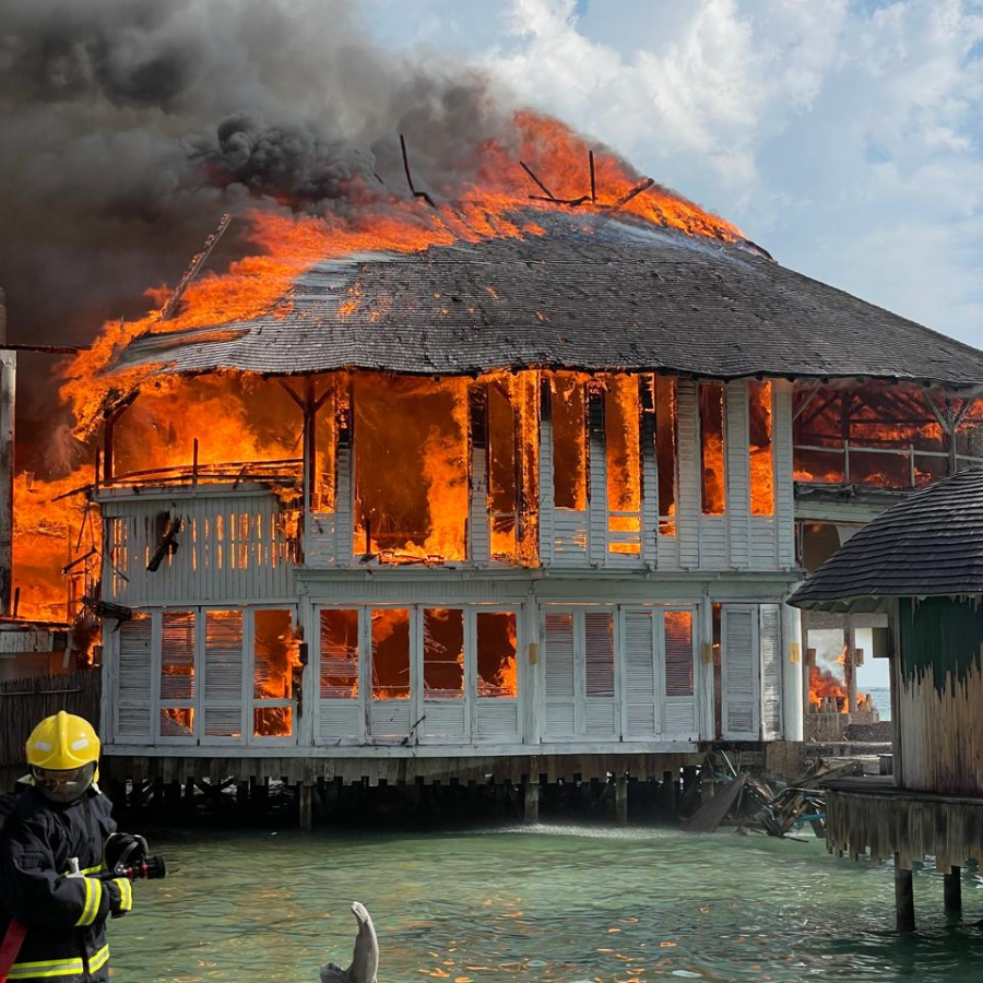 ސޮނެވާ ޖާނީގެ ރެސްޓޯރަންޓުގައި މިއަދު ރޯވެ އަނދަނީ.---ފޮޓޯ: އެމްއެންޑީއެފް