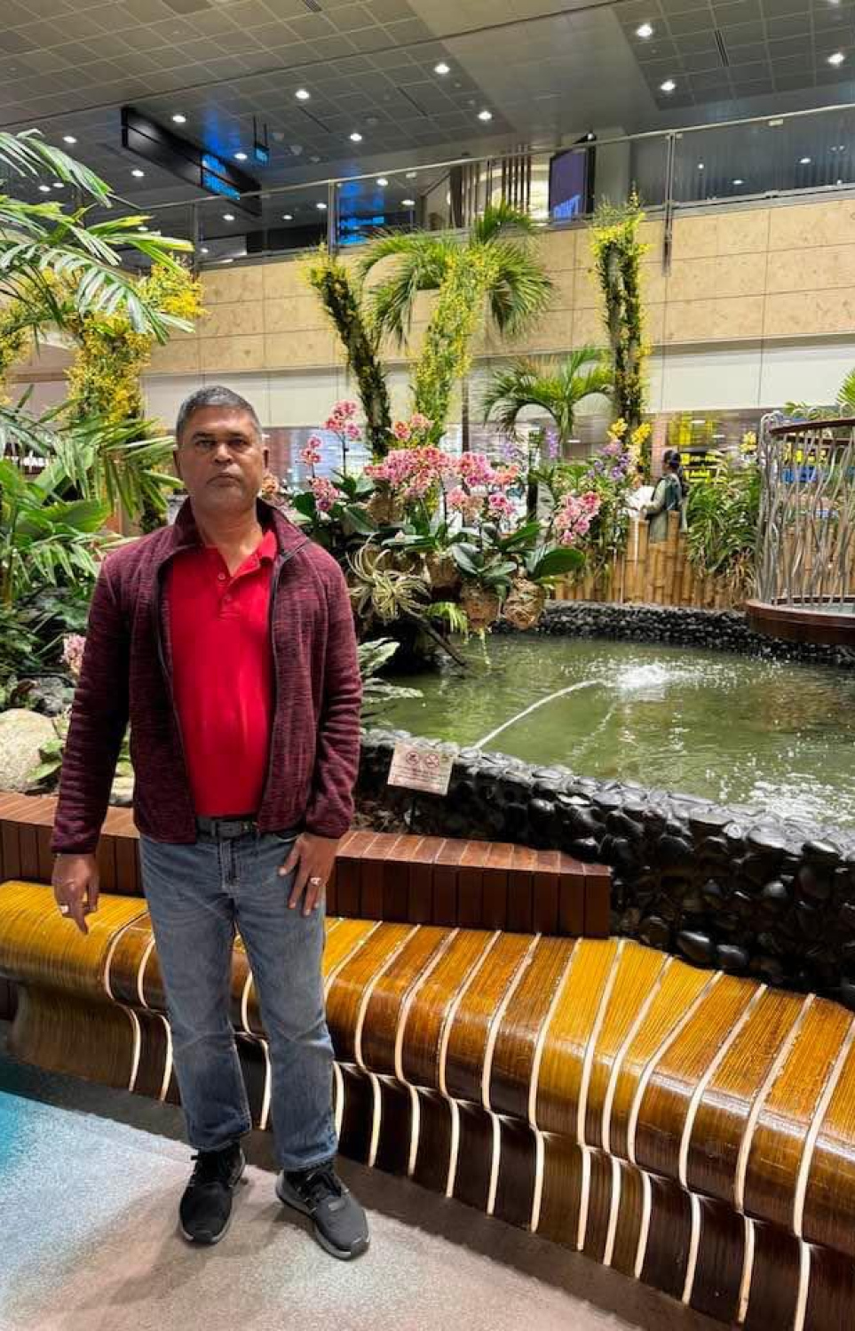 މަނިކު ސޭޓު