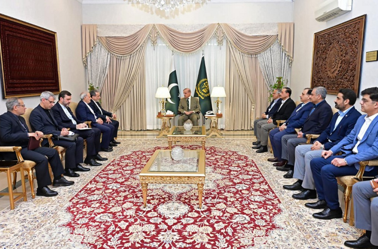 Iran ge hushahelhumah fahu Iran ge foreign minister Pakistan in furaavadaigenfi