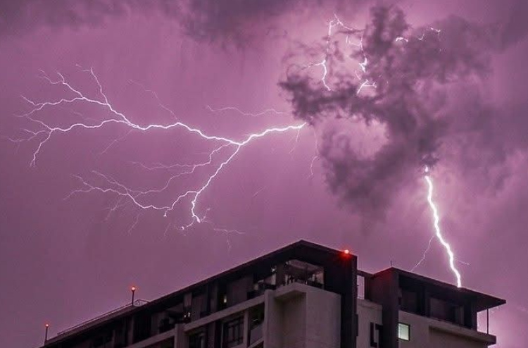 Varugadha gugurithakaa eku honuelhi biruveri re eh