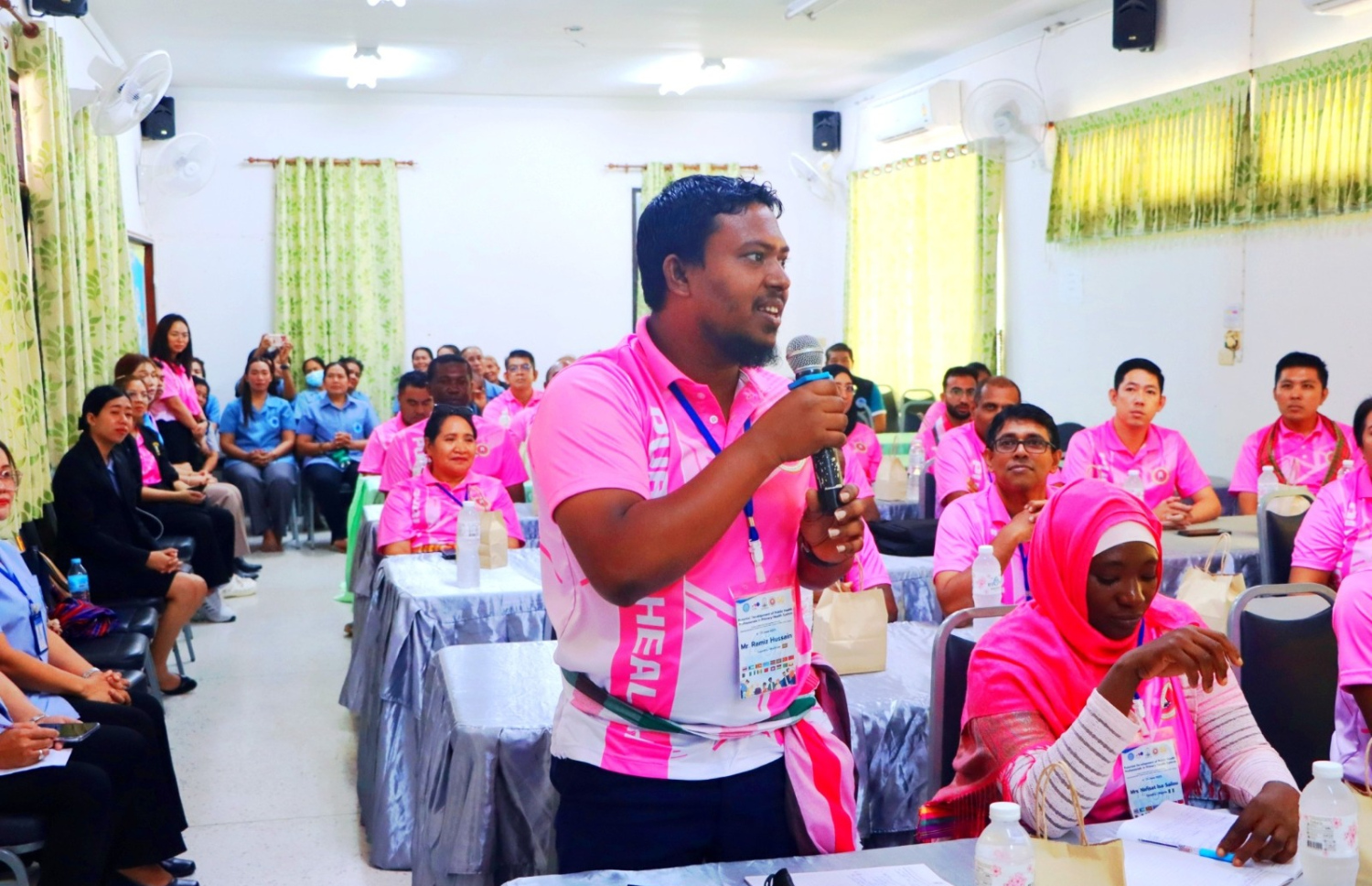 ޕަބްލިކް ހެލްތު ދާއިރާއިން ރާއްޖެއިން ބޭރުގައި ބޭއްވި ތަމްރީނު ޕްރޮގްރާމެއްގައި ރާމިޒު ބައިވެރިވަނީ.