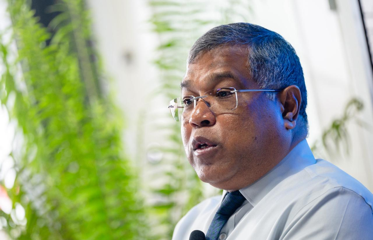 ބީއެމްއެލްގެ ސީއީއޯ އަދި އެމްޑީ ޝަރީފް ނޫސްވެރިންގެ ސުވާލުތަކަށް މިއަދު ޖަވާބު ދެއްވަނީ.---ފޮޓޯ: ފަޔާޒު މޫސާ| މިހާރު