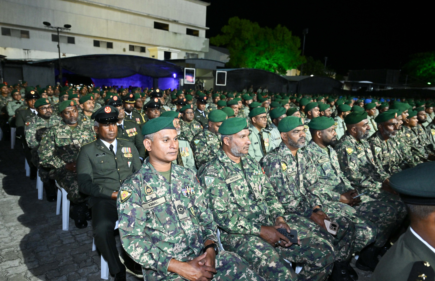 ސިފައިންގެ 134 ވަނަ އަހަރީ ޖަލްސާގައި ސިފައިން ބައިވެރިވަނީ-- ފޮޓޯ: ރައީސް އޮފީސް